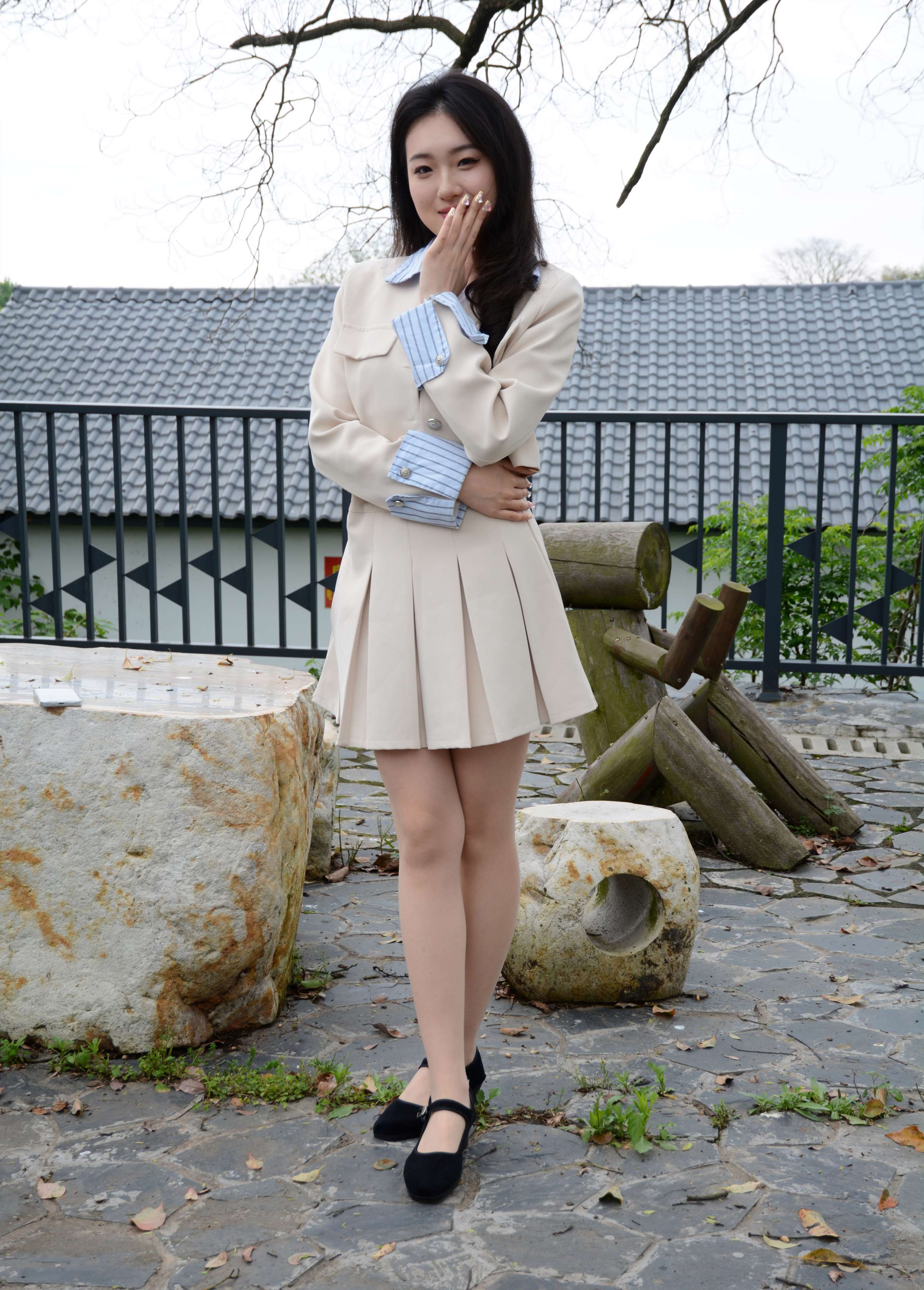 《环环 红舞麦昆》作品图