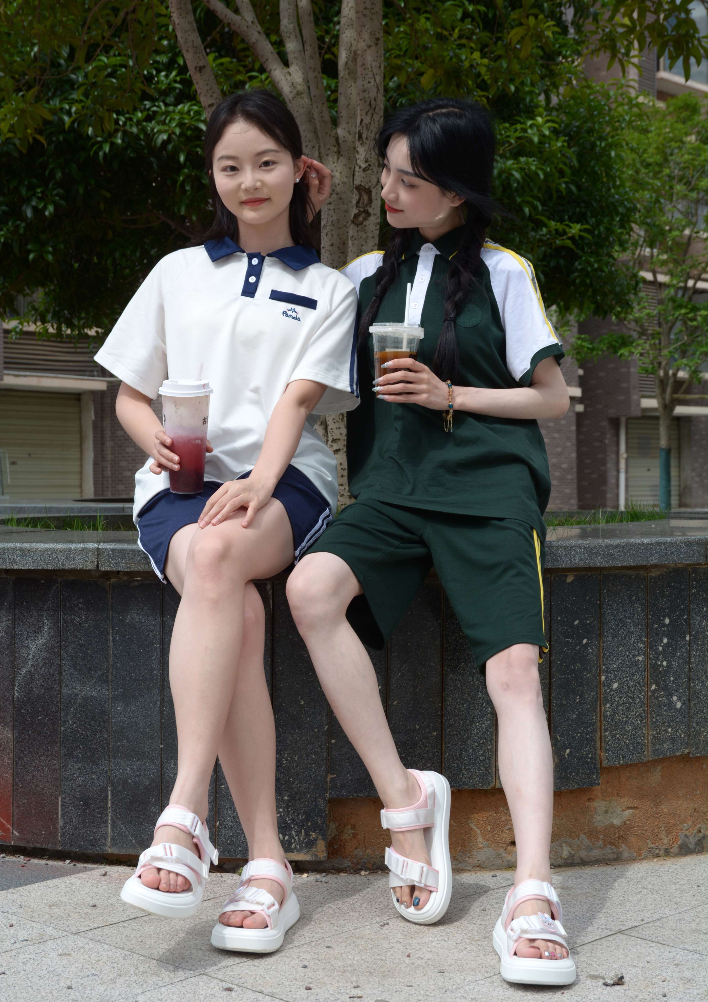 《柒柒、双双 相见恨晚》作品图