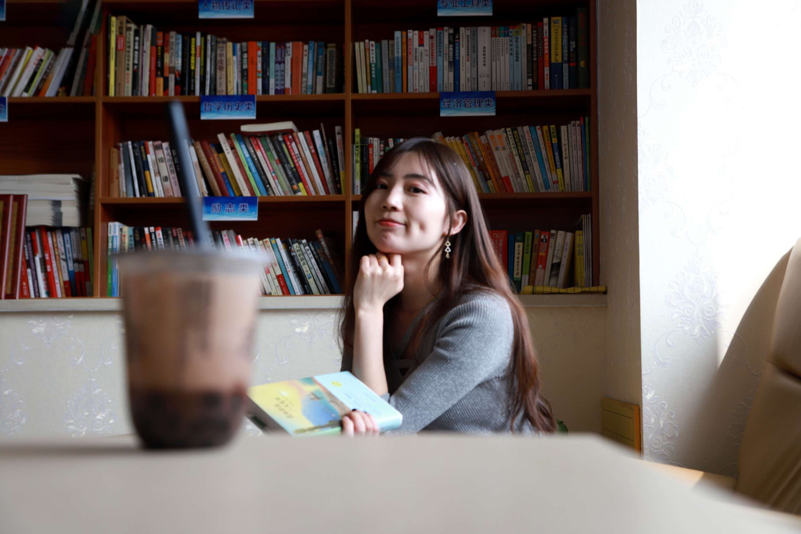 《纤瘦修长美脚的典范非柯柯莫属》作品图