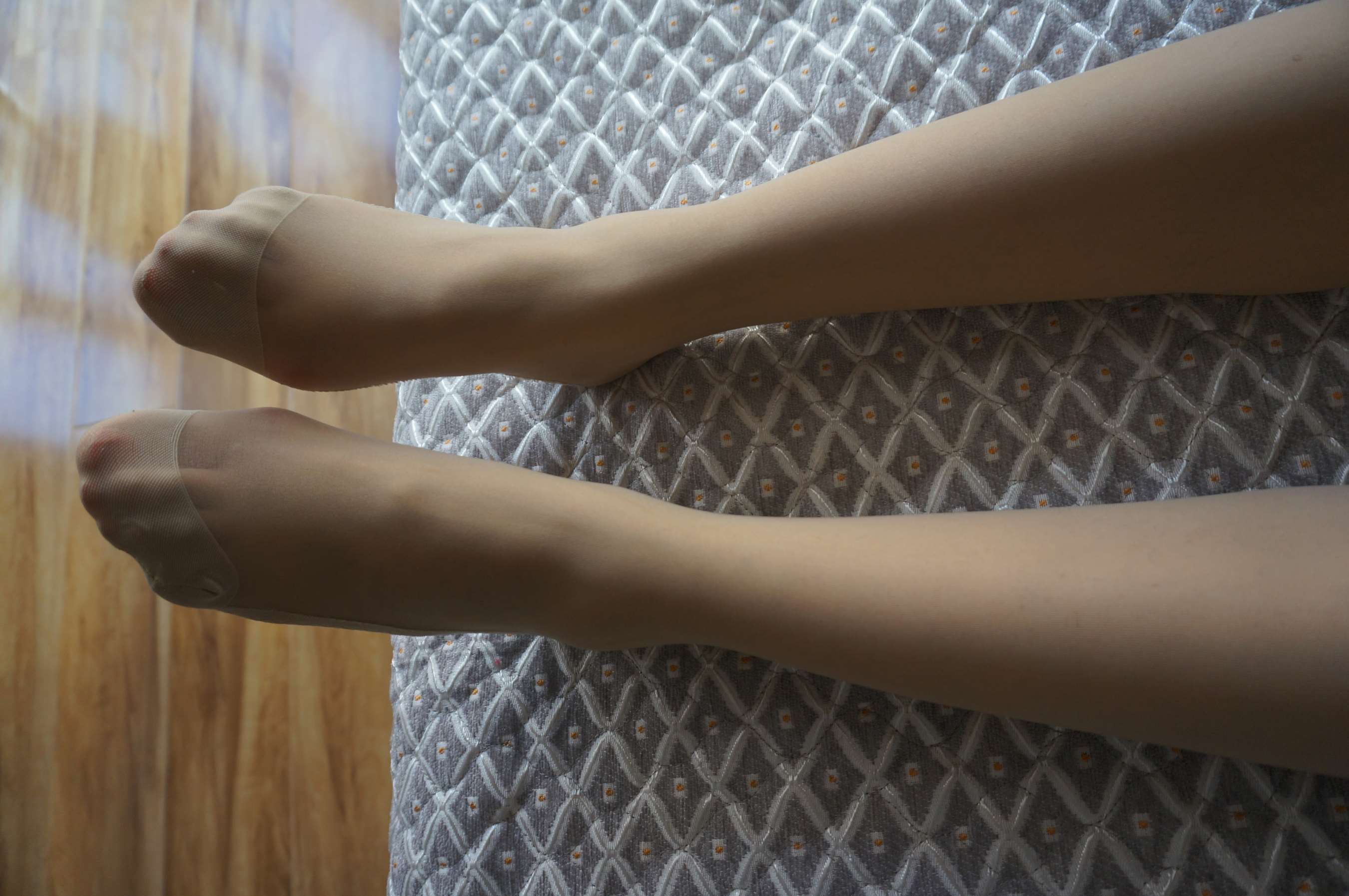 《小岩-天使面庞重口玉足》作品图