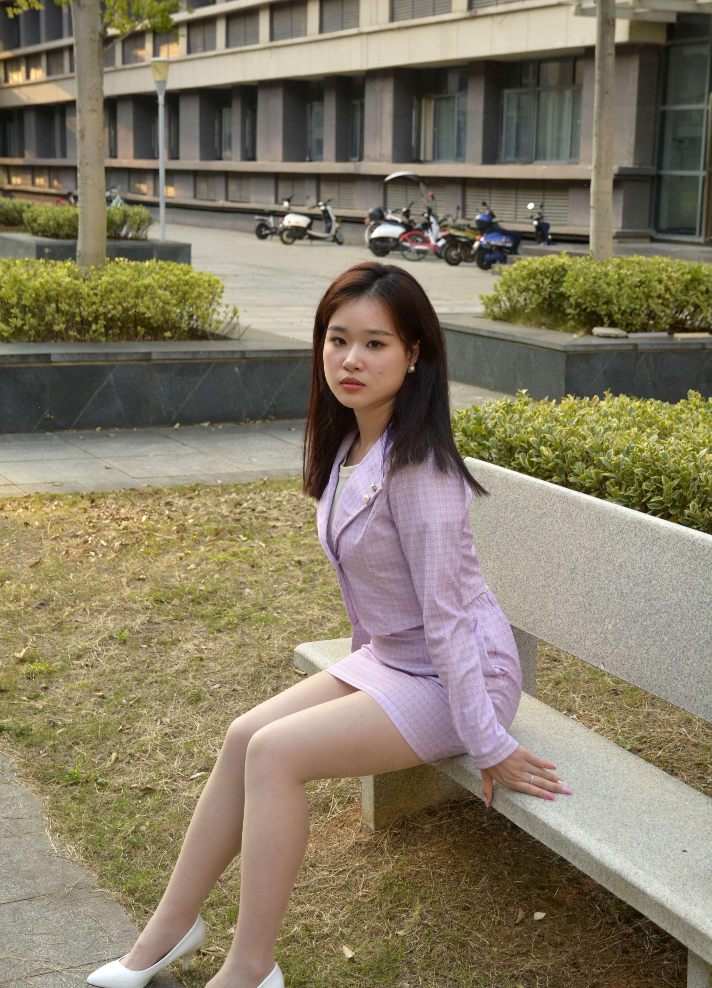 《茜茜~面试正装》作品图