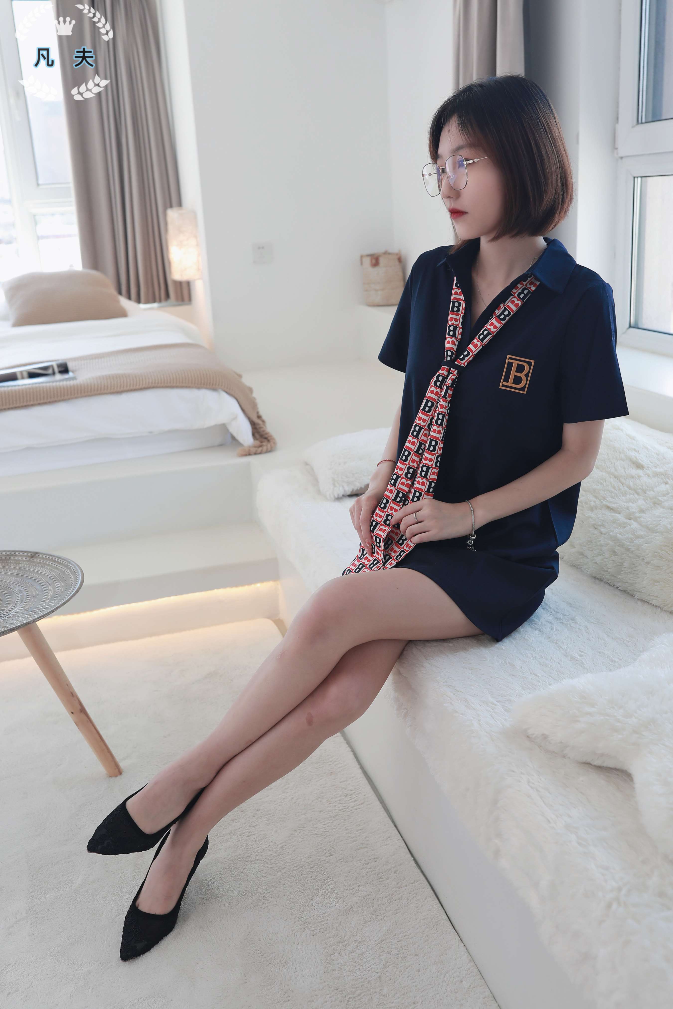 《[寄卖]凡夫摄影-子轩-连衣裙高跟美足》作品图