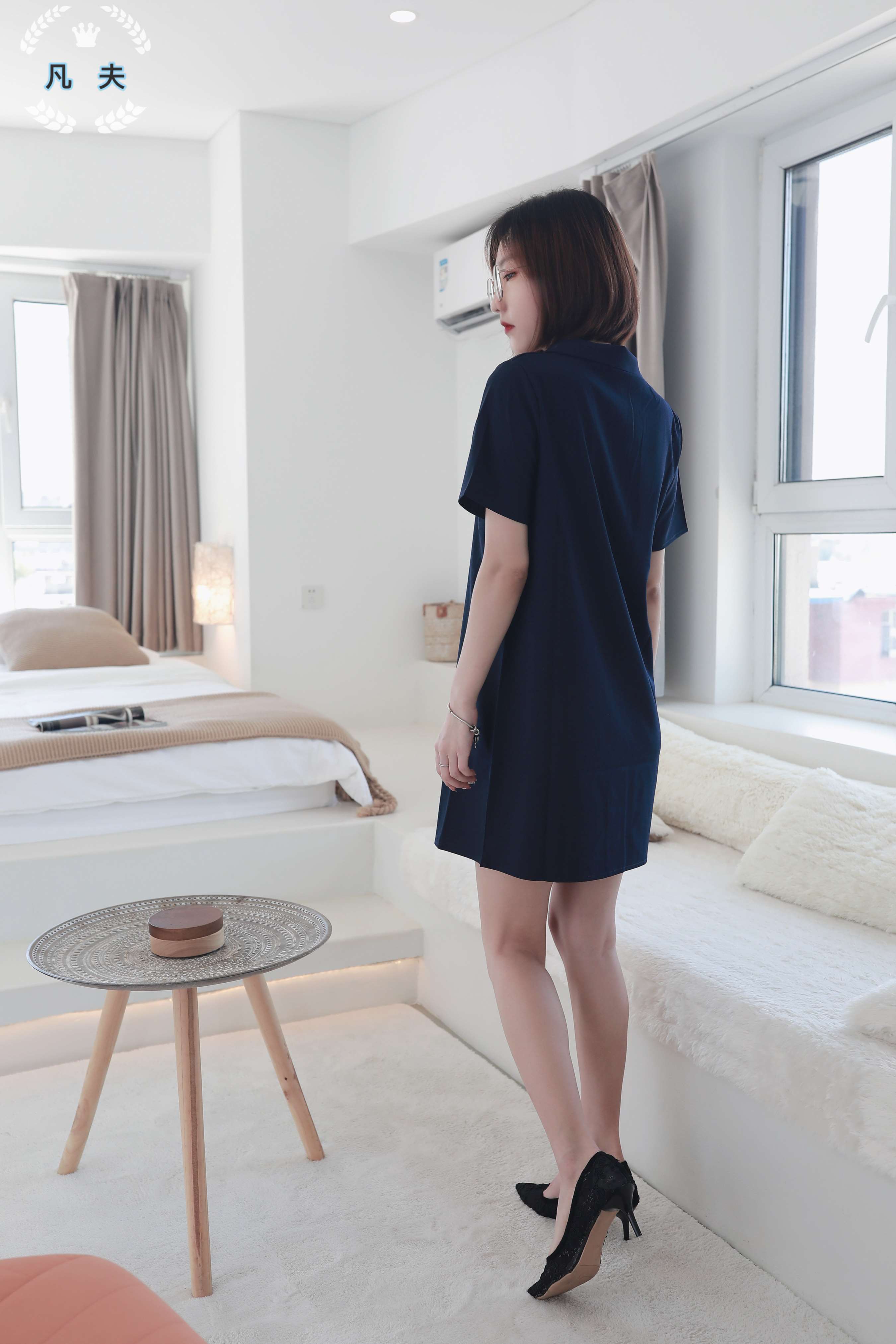 《[寄卖]凡夫摄影-子轩-连衣裙高跟美足》作品图