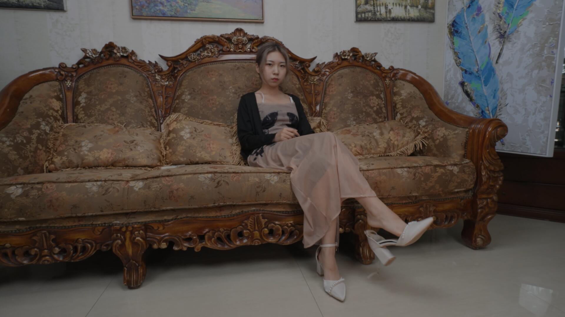 《[寄卖视频]A&F-Keke展示了她性感的38Eu脚》作品图