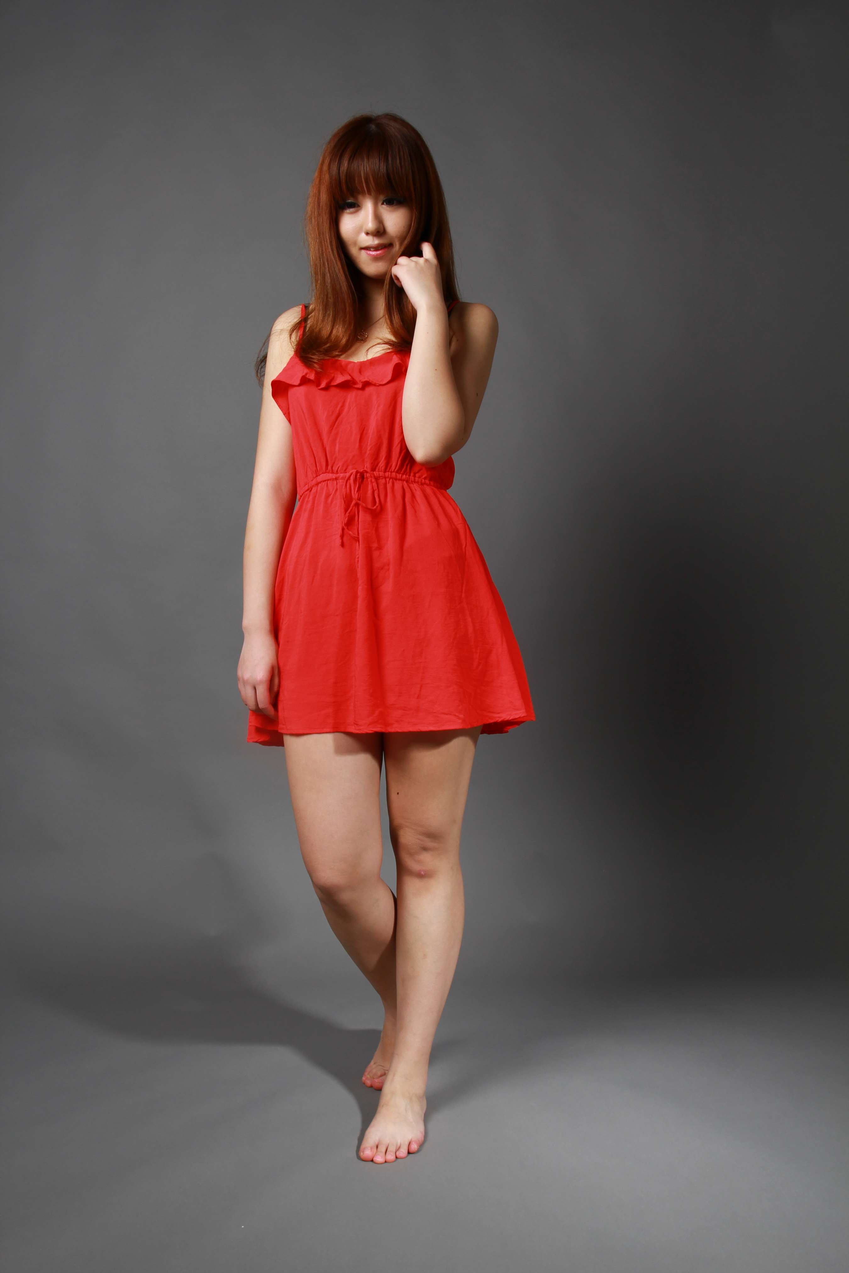 《邻家女孩“小七”的雪白玉足夜夜诱惑我》作品图