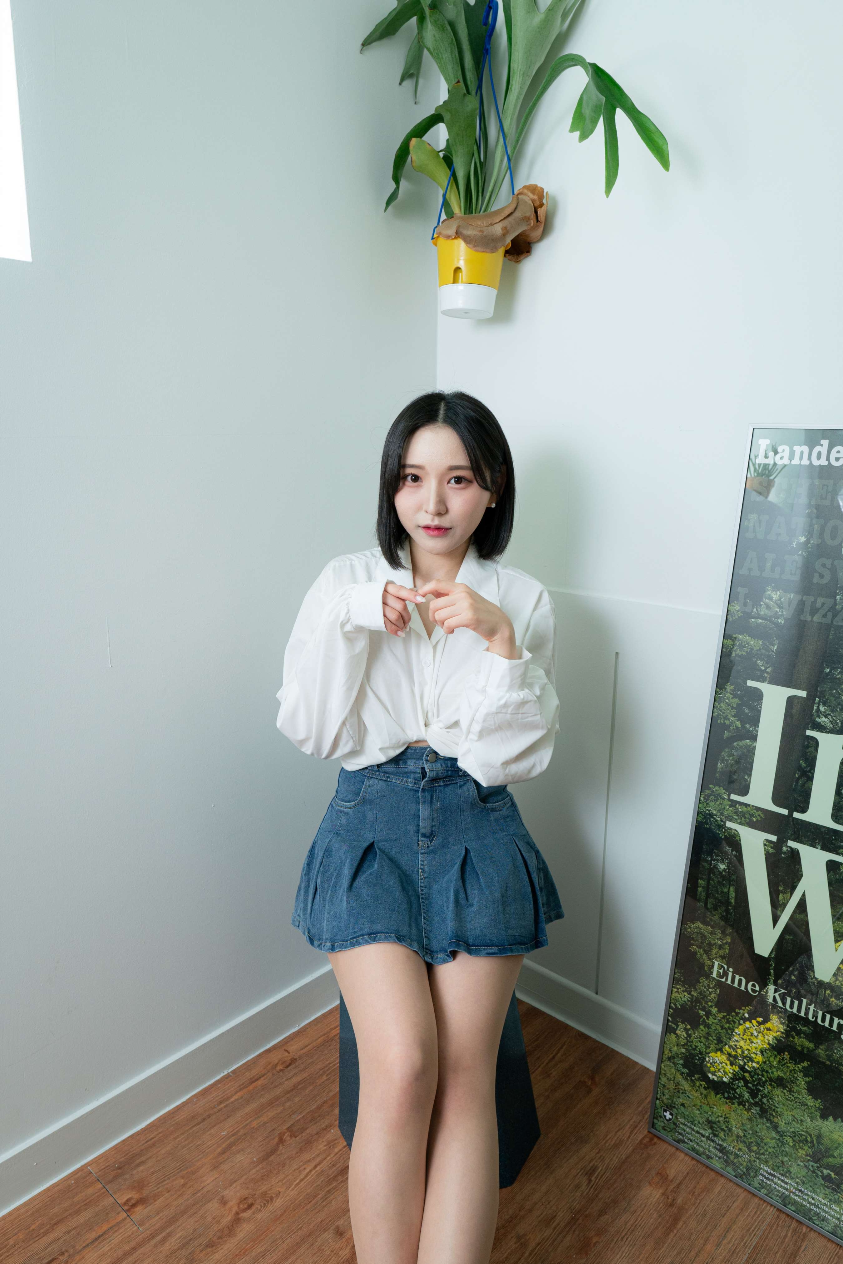 《衬衣の丝足》作品图