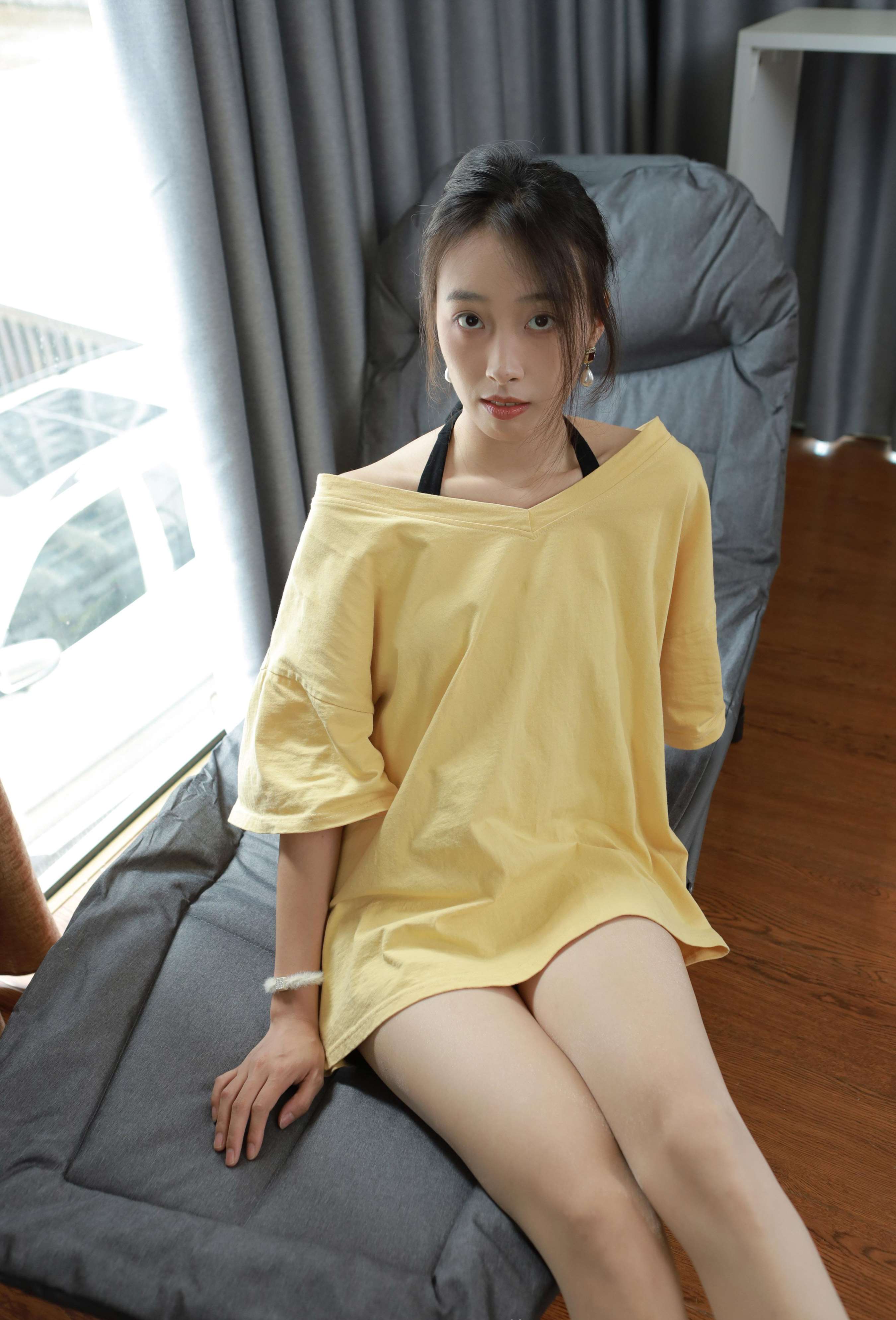 《小九 午间休息》作品图