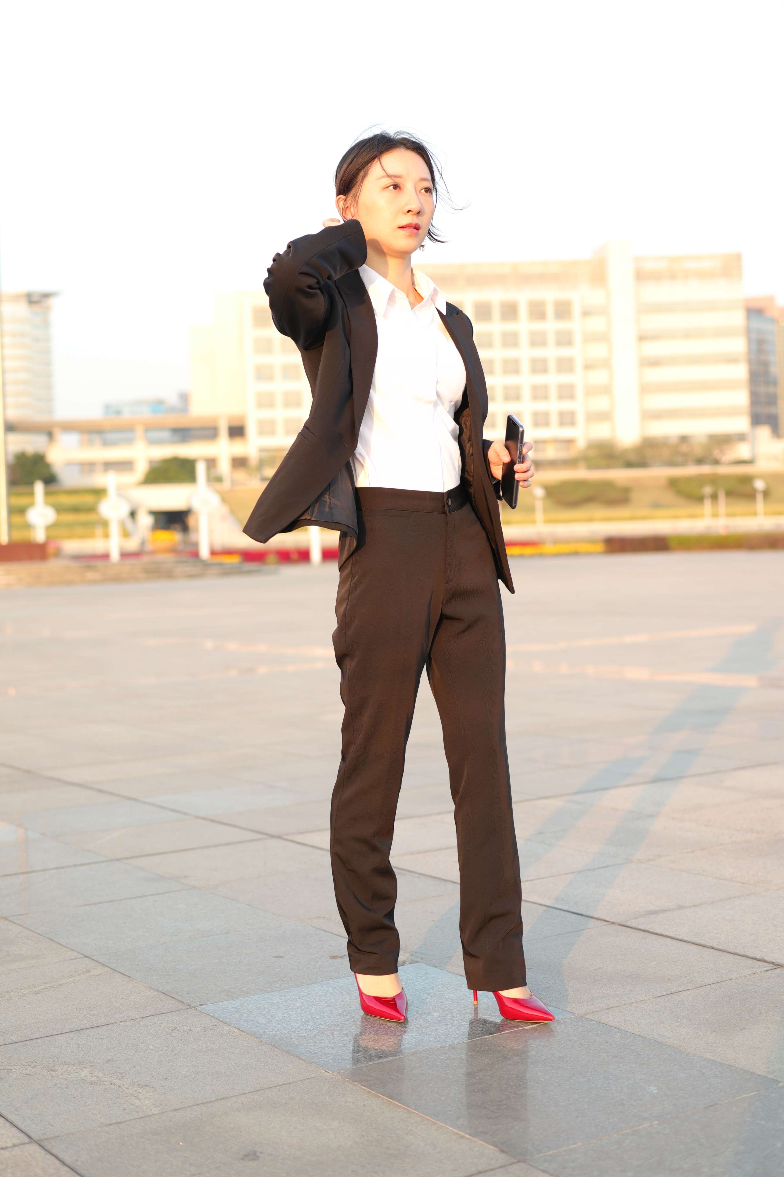 《素人制服肉丝》作品图