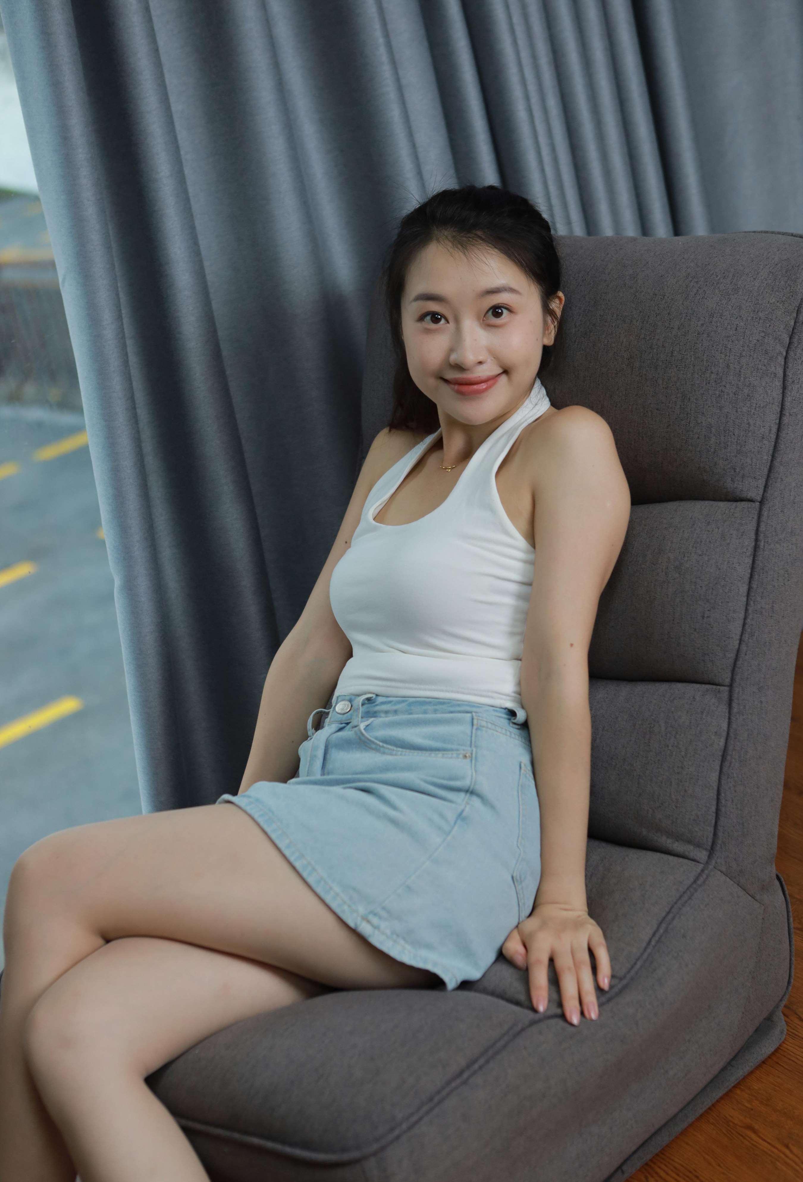 《小婕-清爽凉鞋》作品图