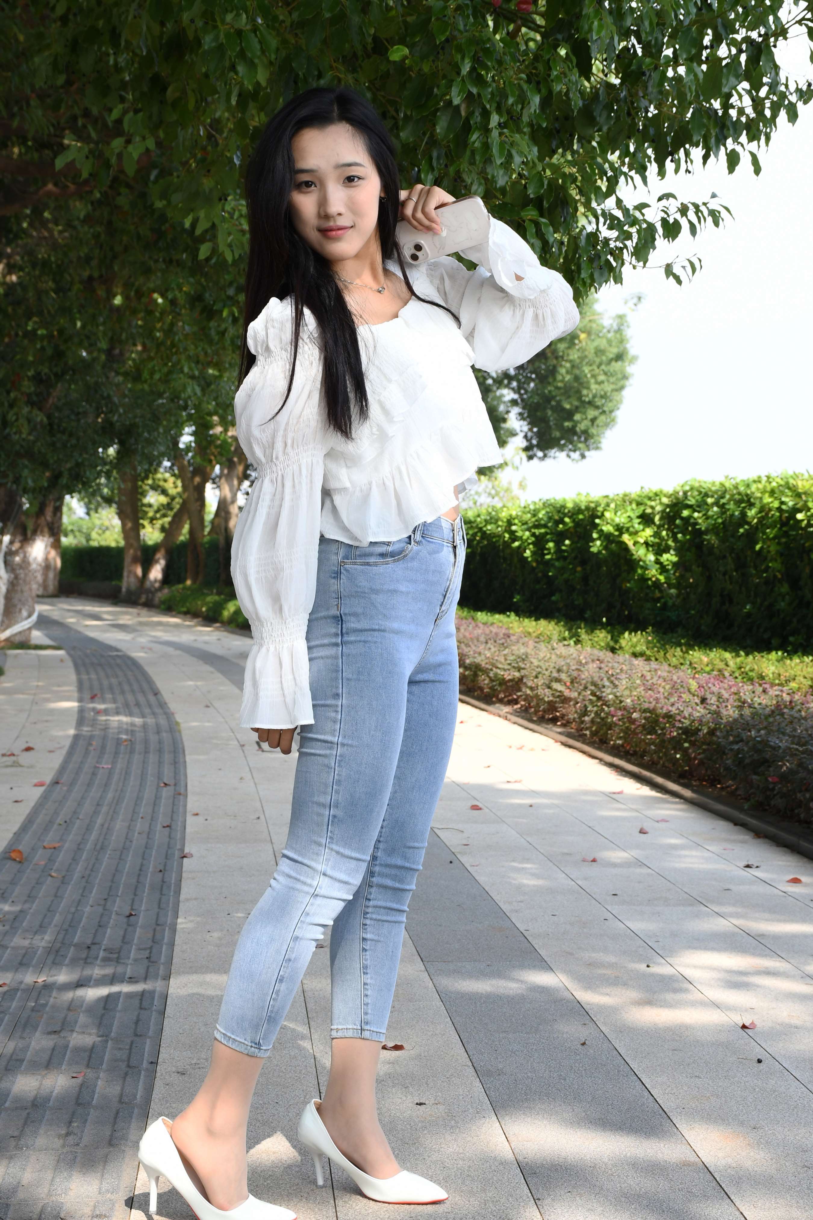 《小九高跟の丝足》作品图