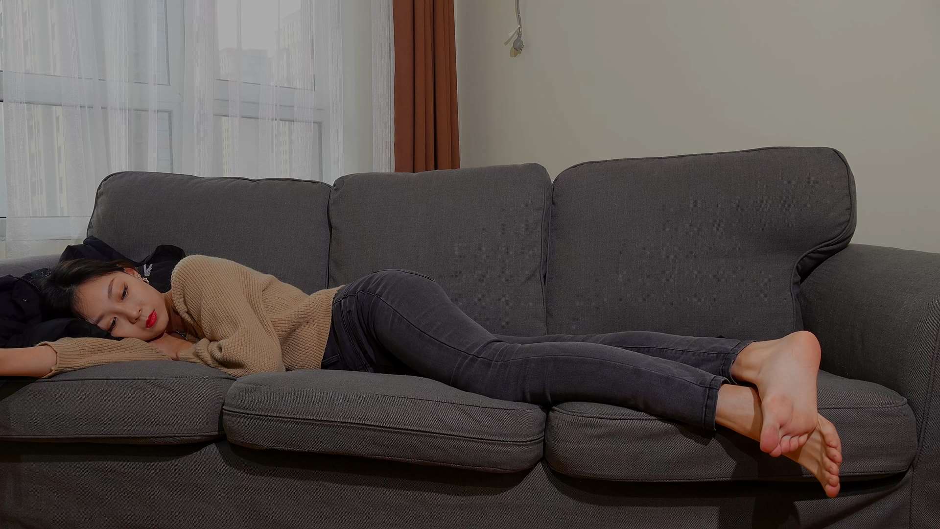 《[寄卖视频]A&F Meil`s脚臭测试问答》作品图