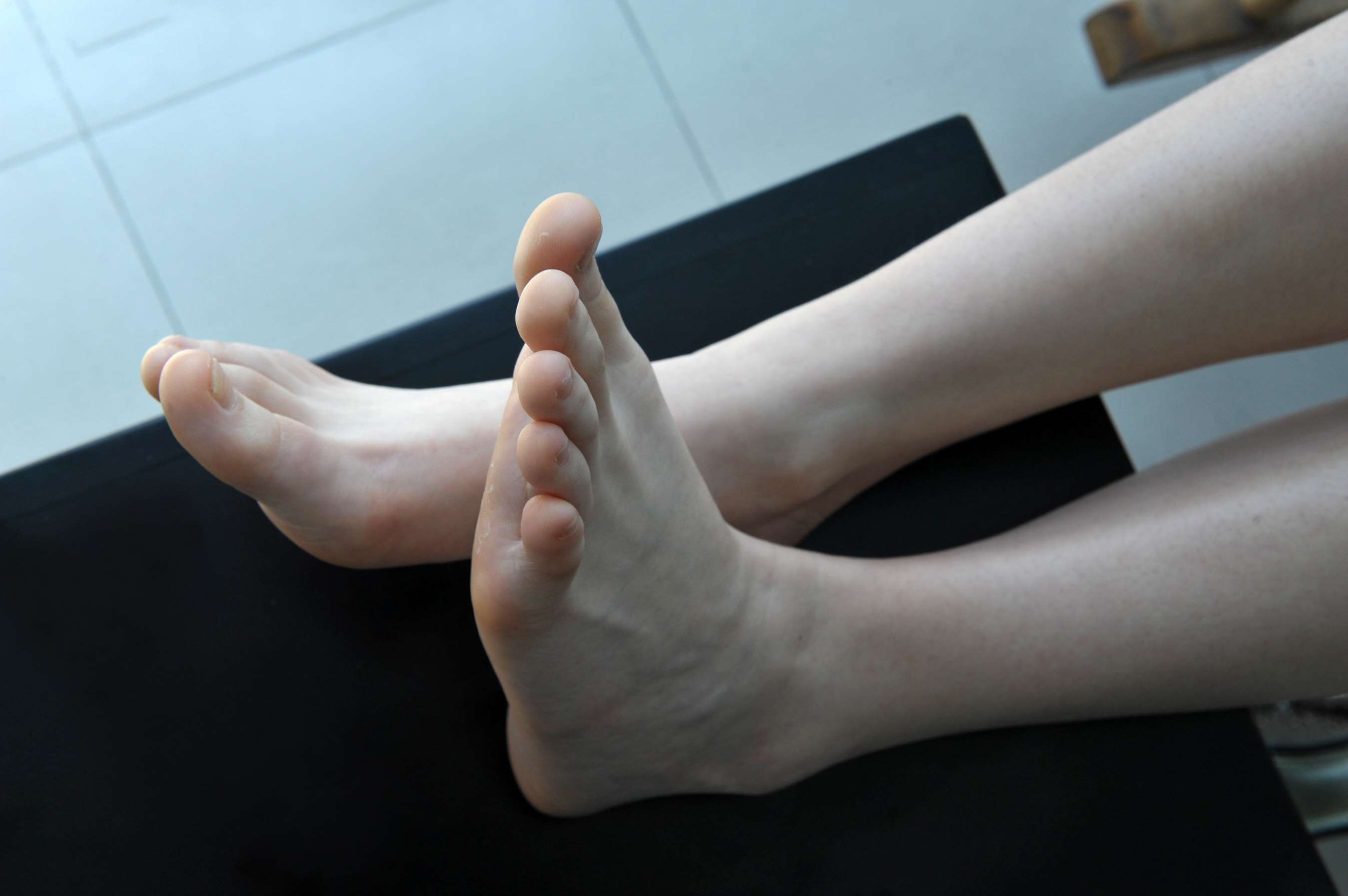 《瑶瑶的嫩足》作品图