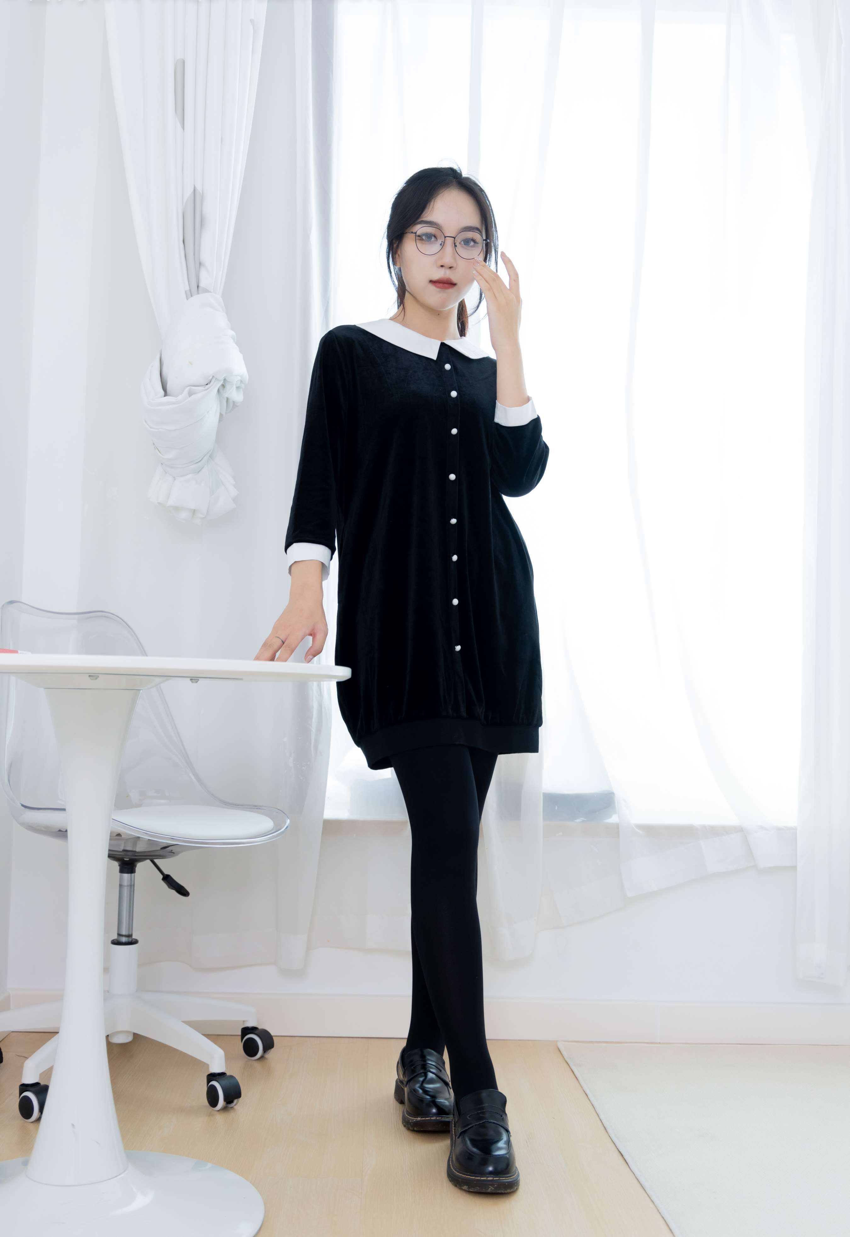 《纱纱-黑色记忆》作品图