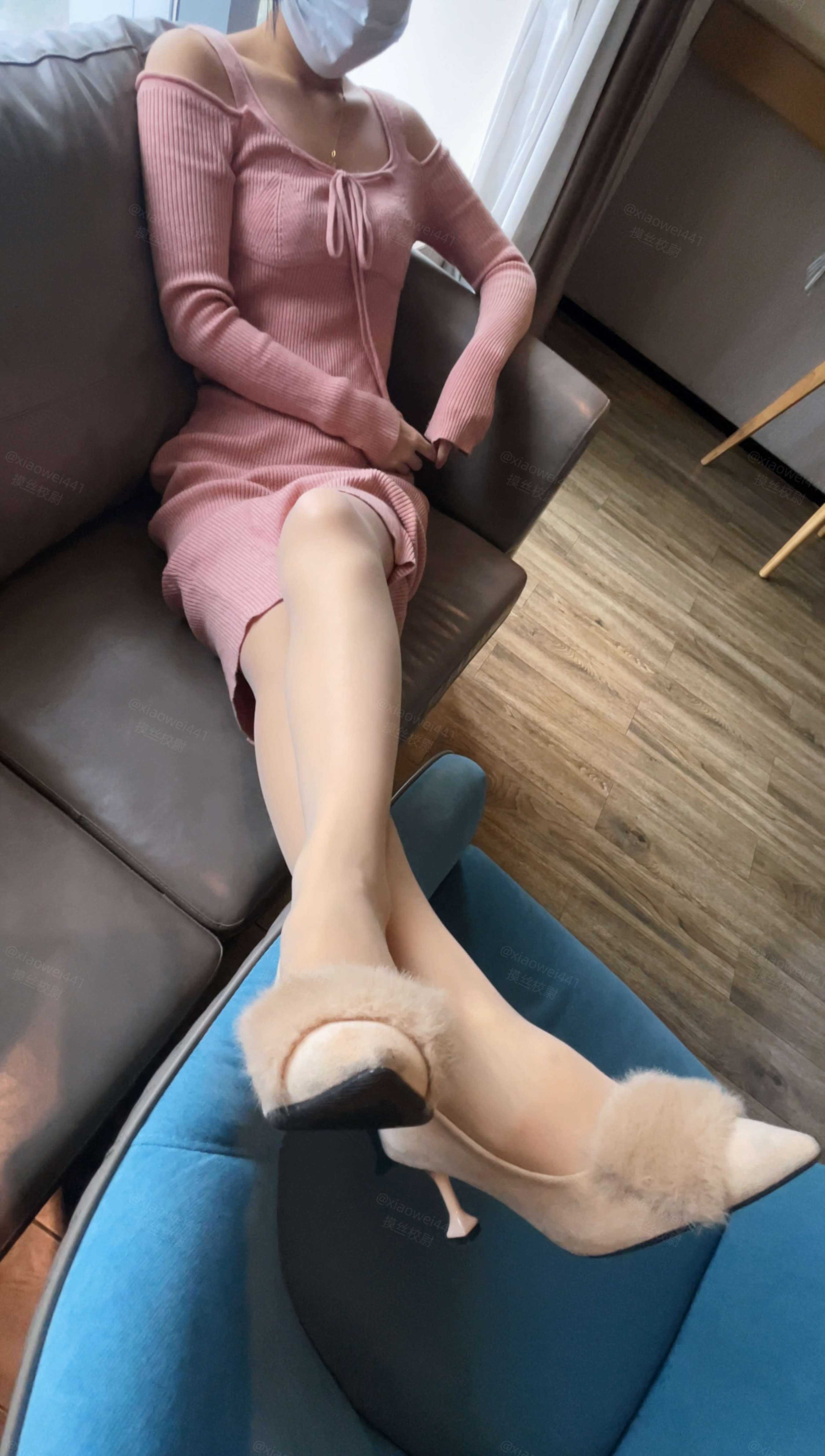 《约拍98年素人高冷妹子》作品图