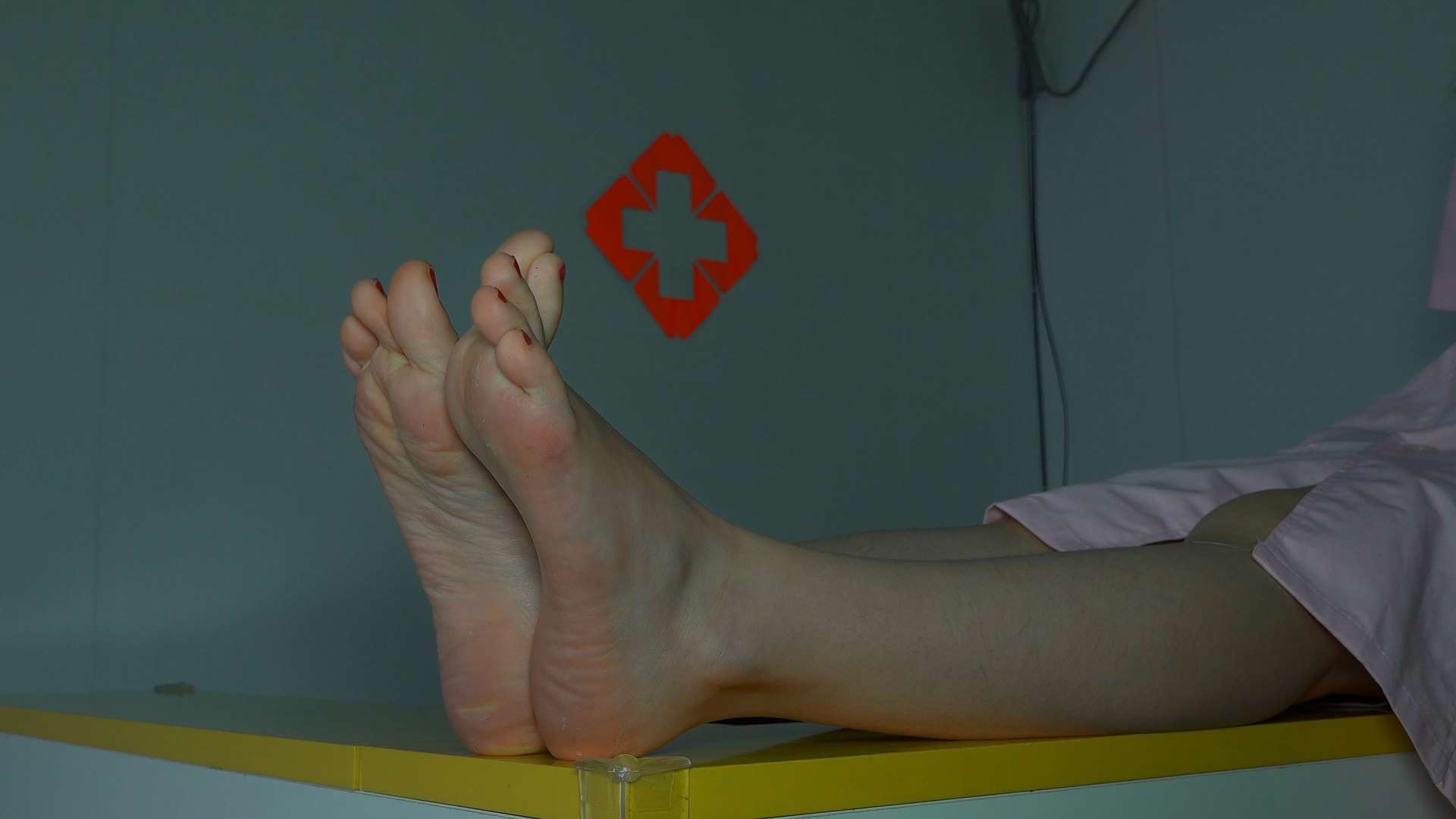 《[视频]燕玲美女护士的足底秀》作品图