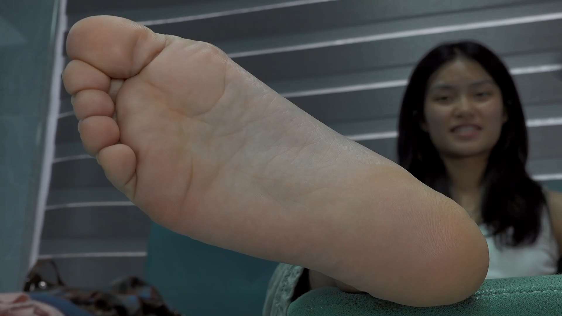 《[视频]挠莹莹的美脚》作品图