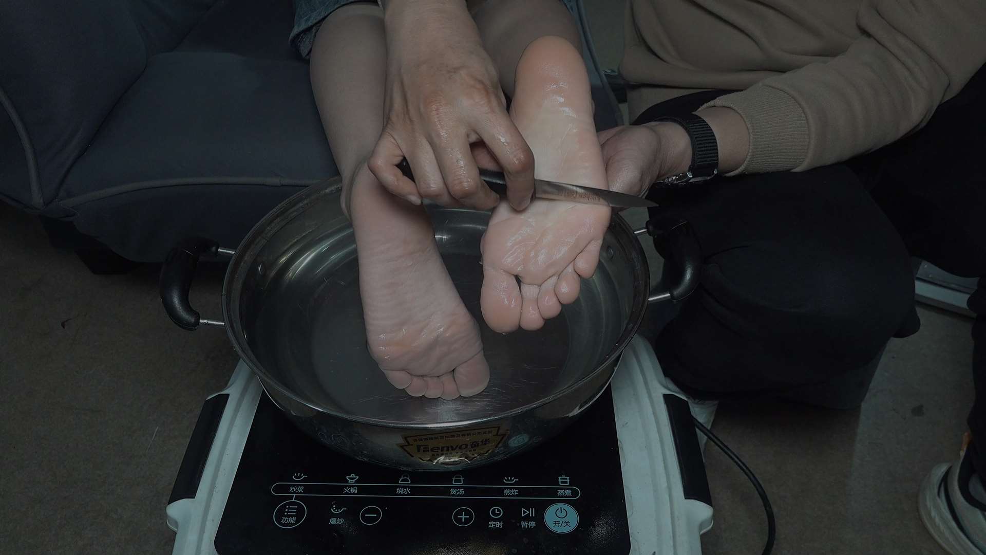 《[视频]徐莹的食物美脚》作品图