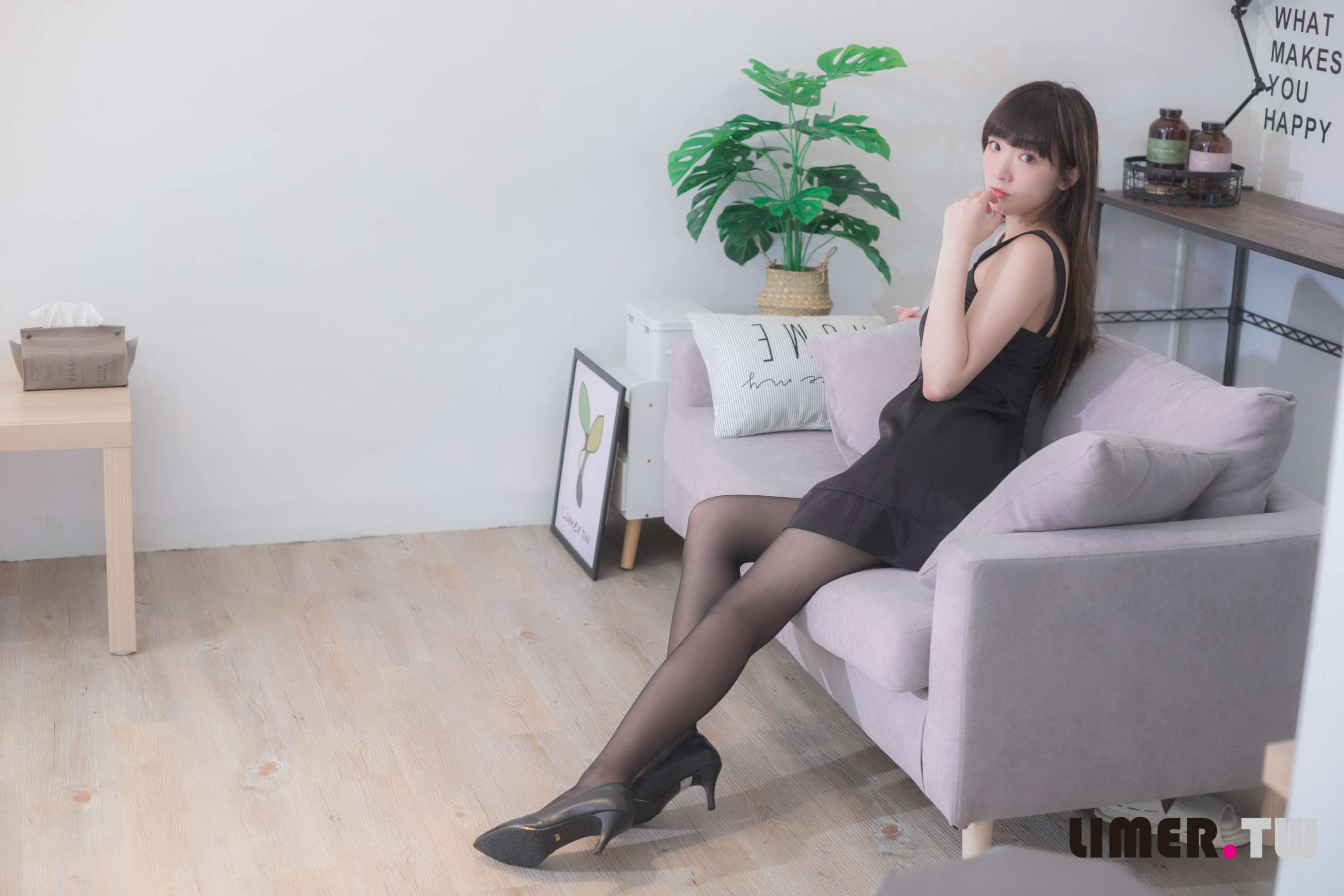 《[寄卖]耿耿-下班后的OL在家的休憩时间》作品图