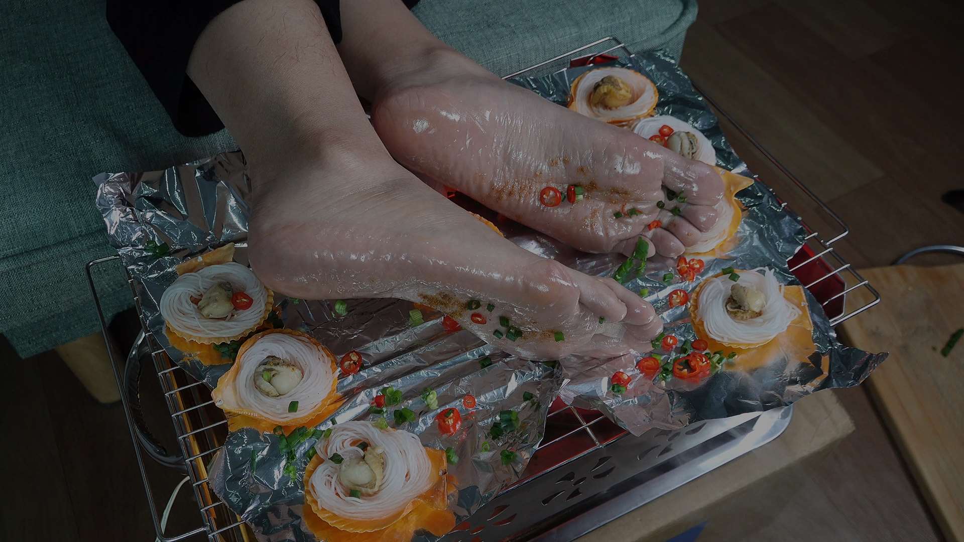 《[视频]欣欣的烧烤食物美脚》作品图
