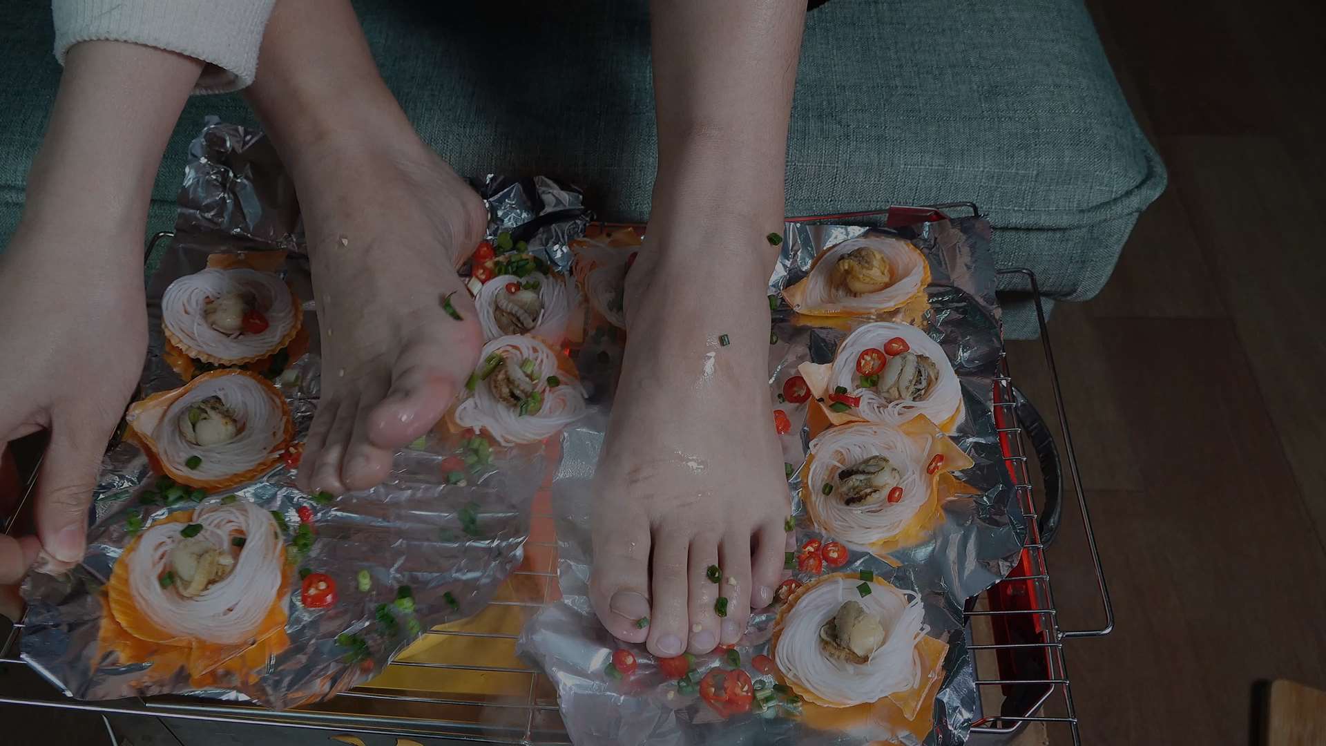 《[视频]欣欣的烧烤食物美脚》作品图