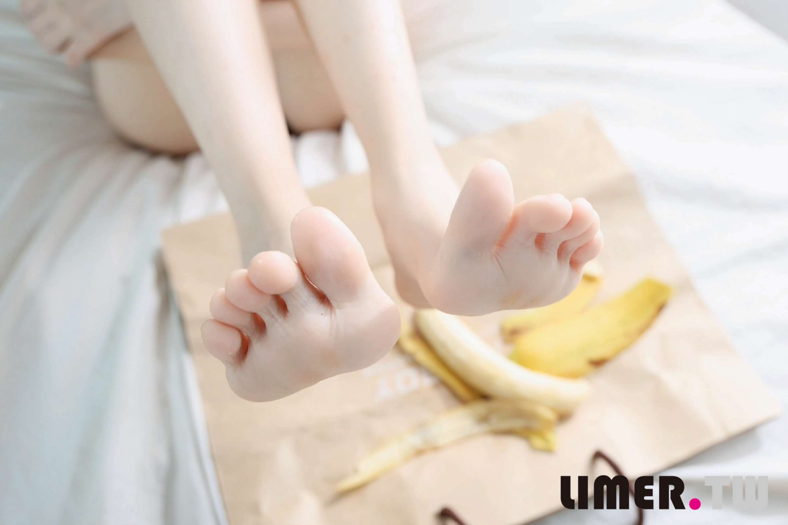 《[寄卖]乙醇千金小姐剥香蕉218P+1V(13:06)仅供下载》作品图