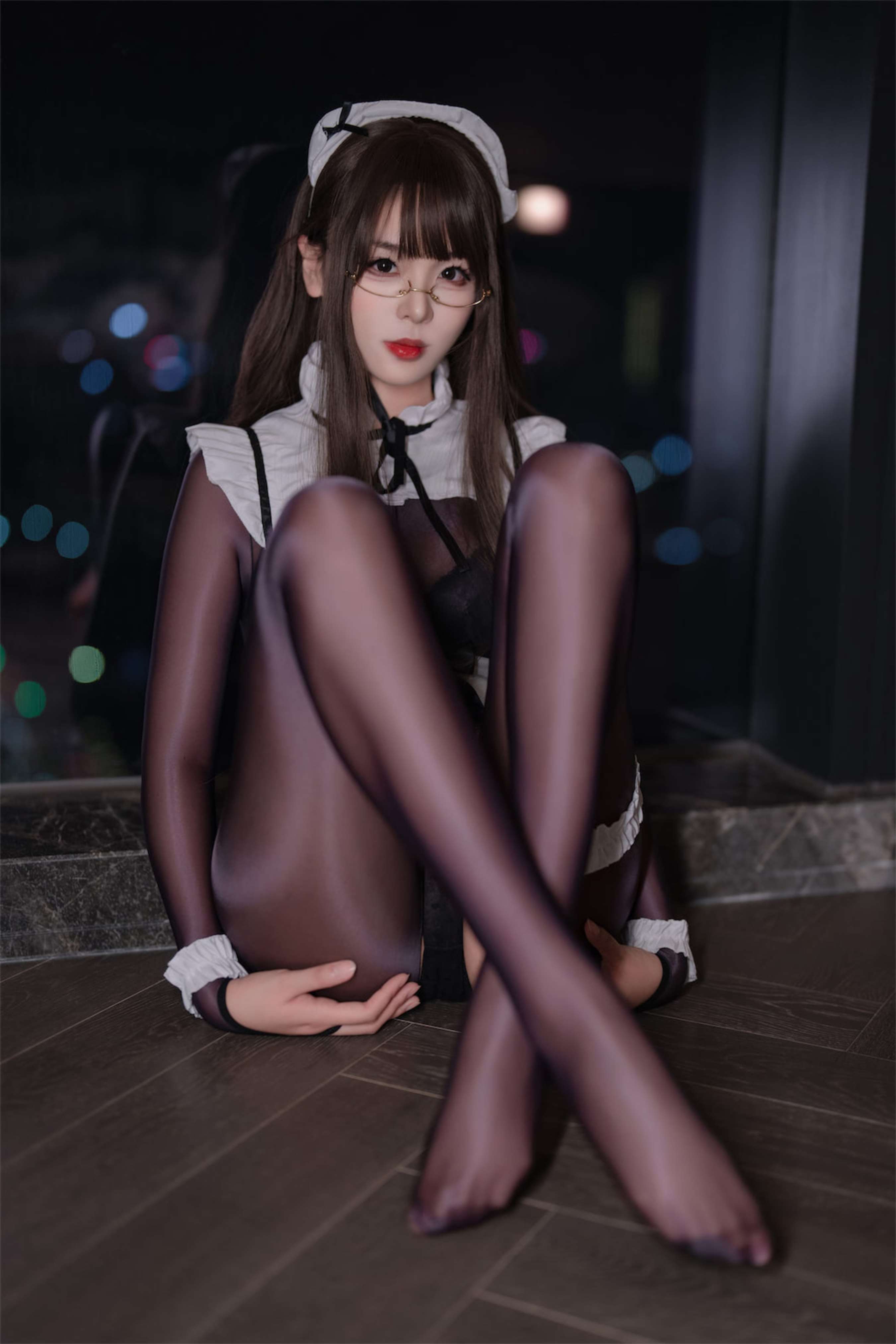 《连体丝女仆》作品图