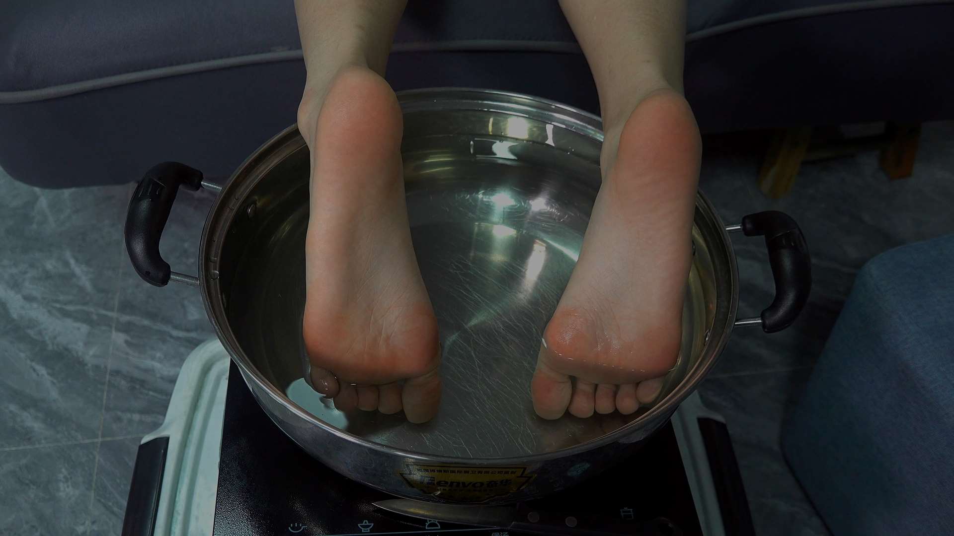 《[视频]贞贞的食物美脚最后翻炒出锅香极了》作品图