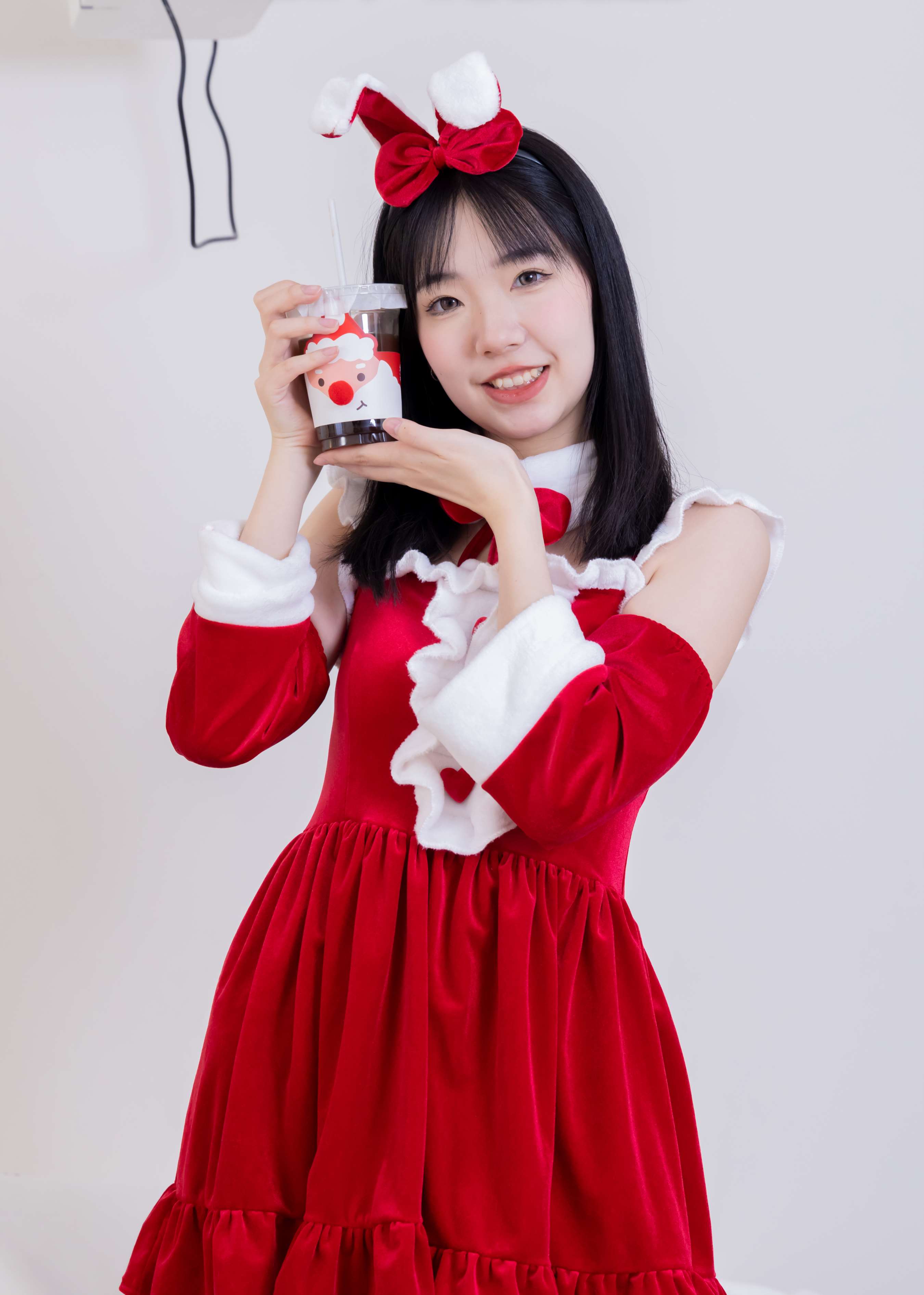 《小甜豆-丝足の圣诞服》作品图