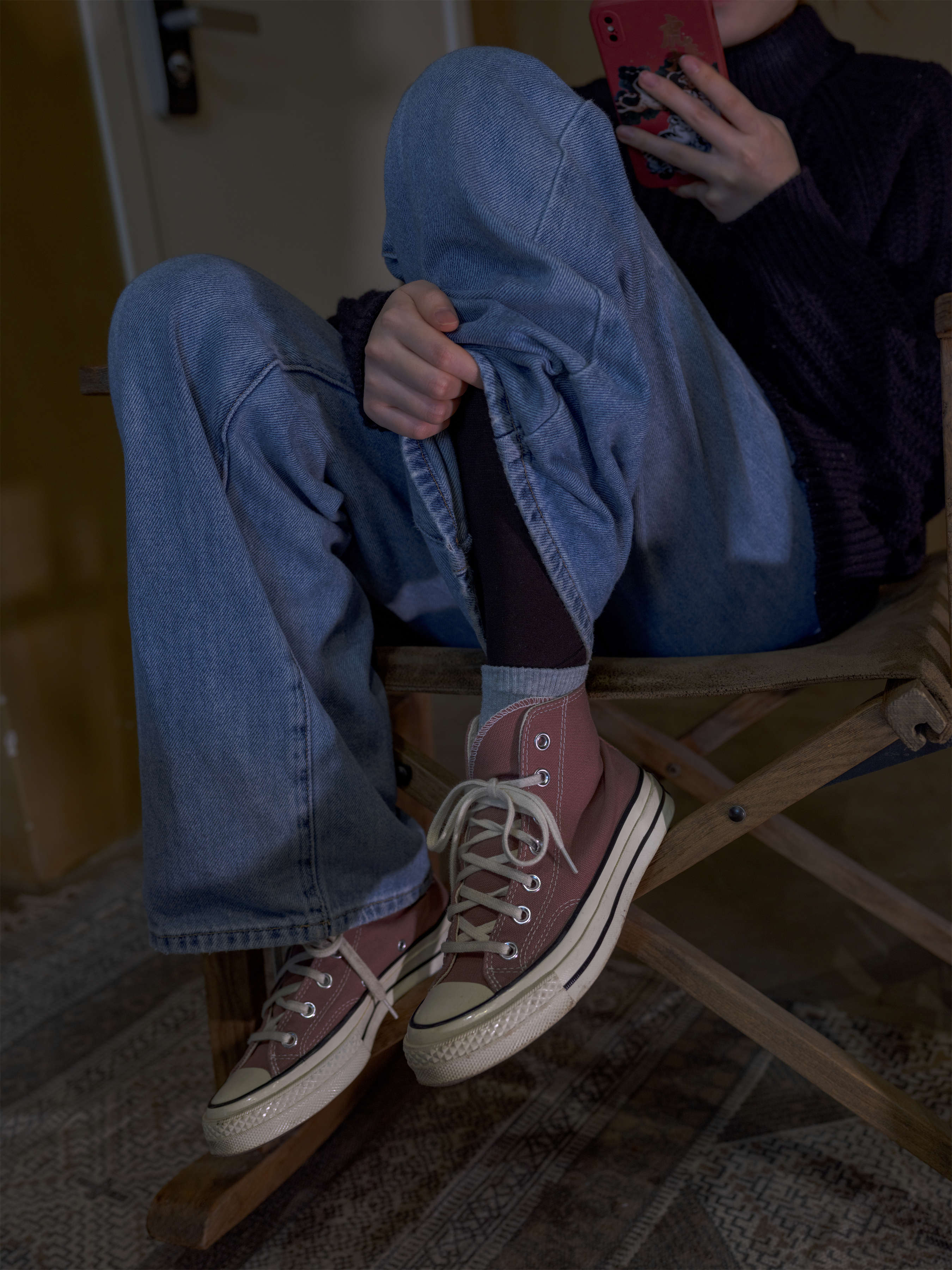 《Aika 裸足》作品图