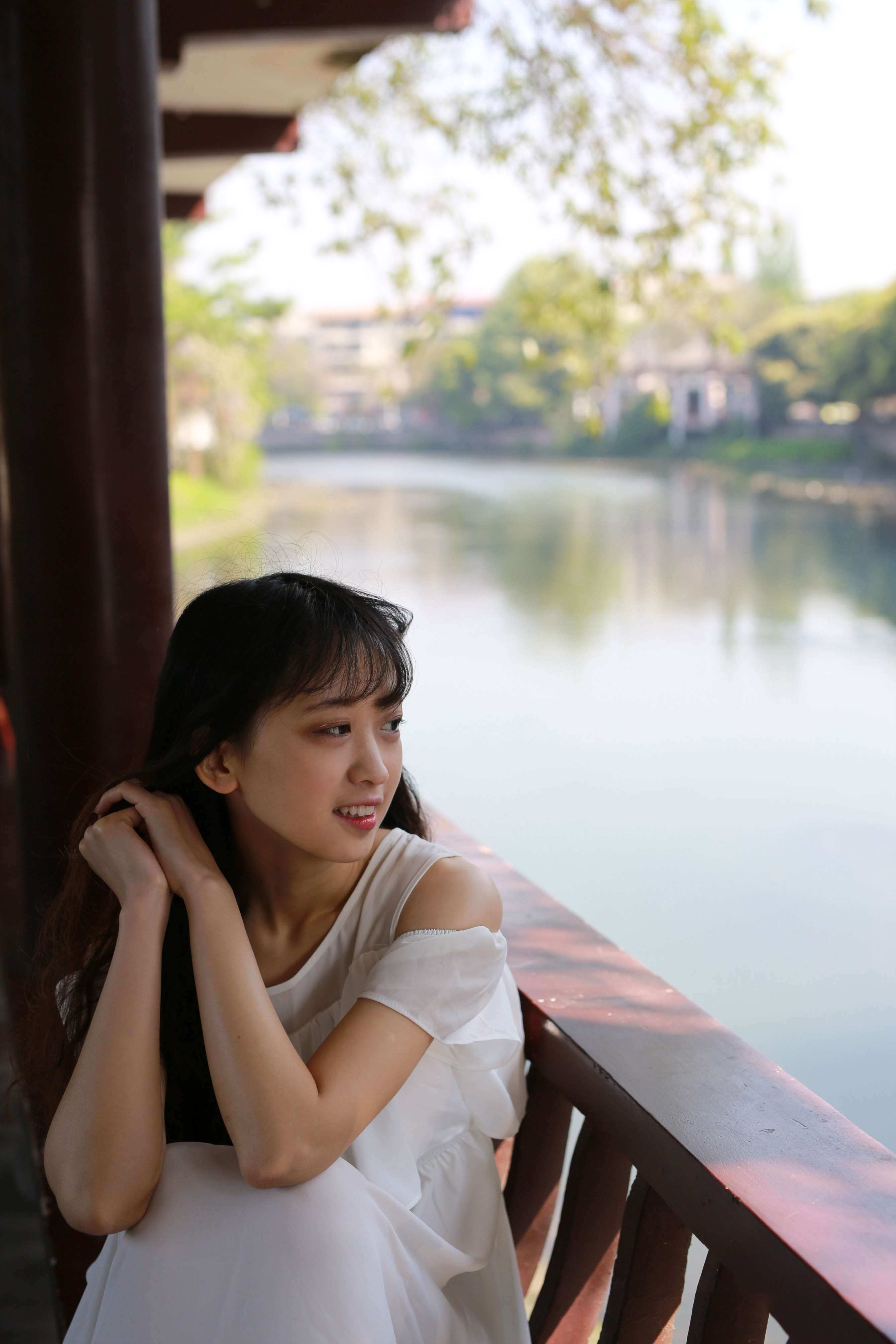 《蓝雪 嫩足》作品图