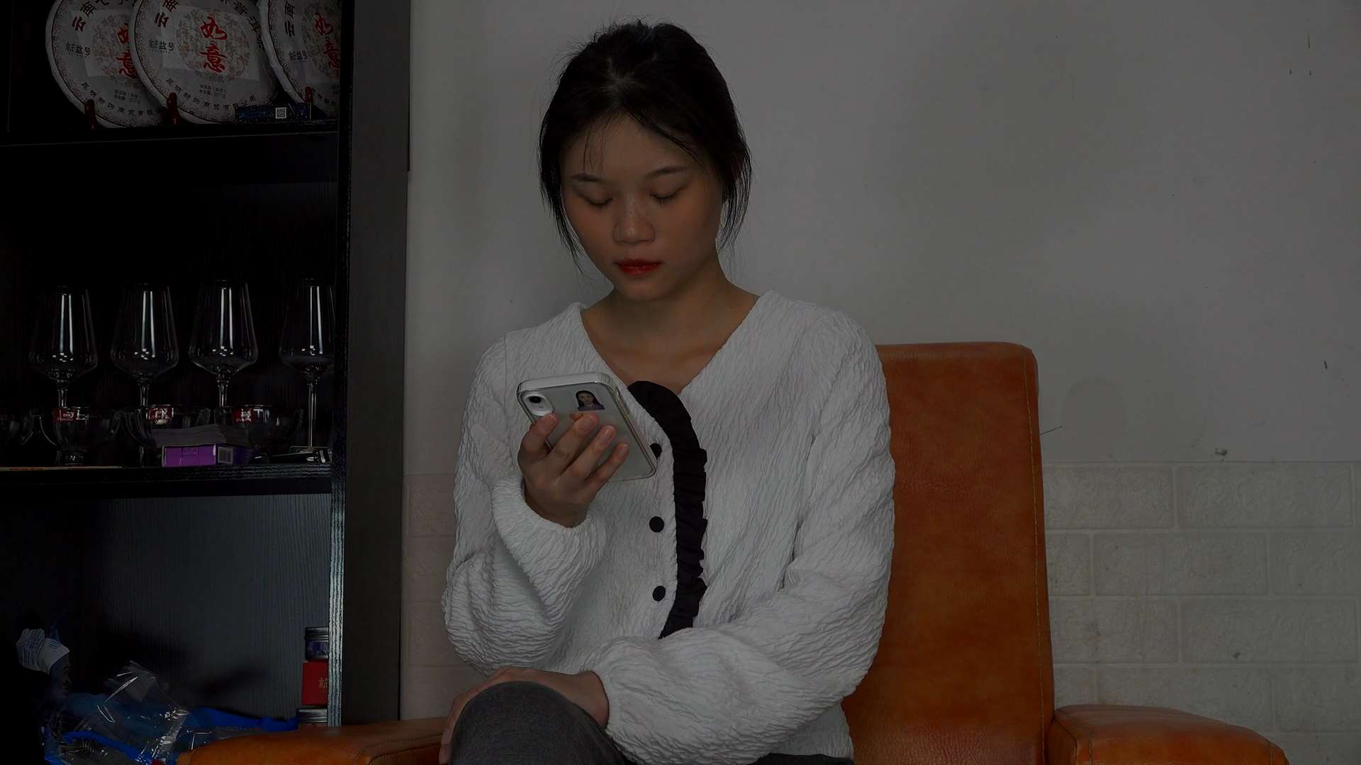 《[视频]把玩舞蹈演员子晴有味道的脚丫，手感真好》作品图