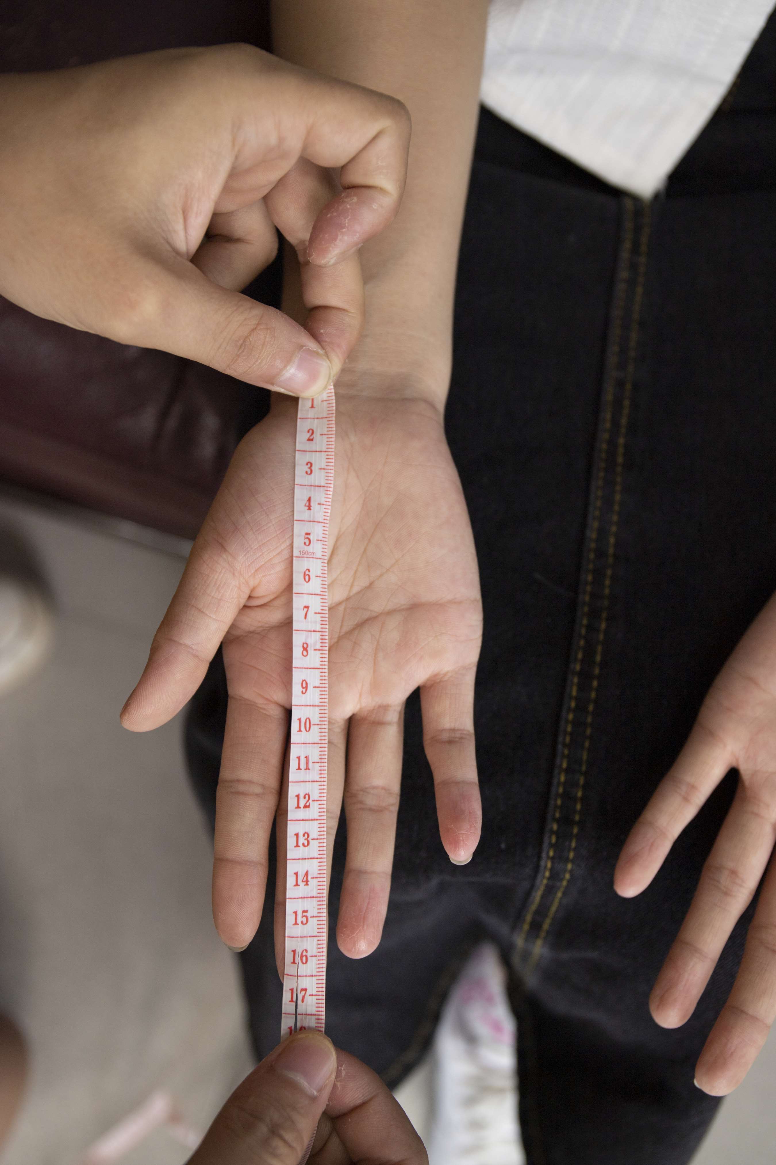 《嘉怡原味美脚视镜全过程，非常甜美可爱的妹子》作品图