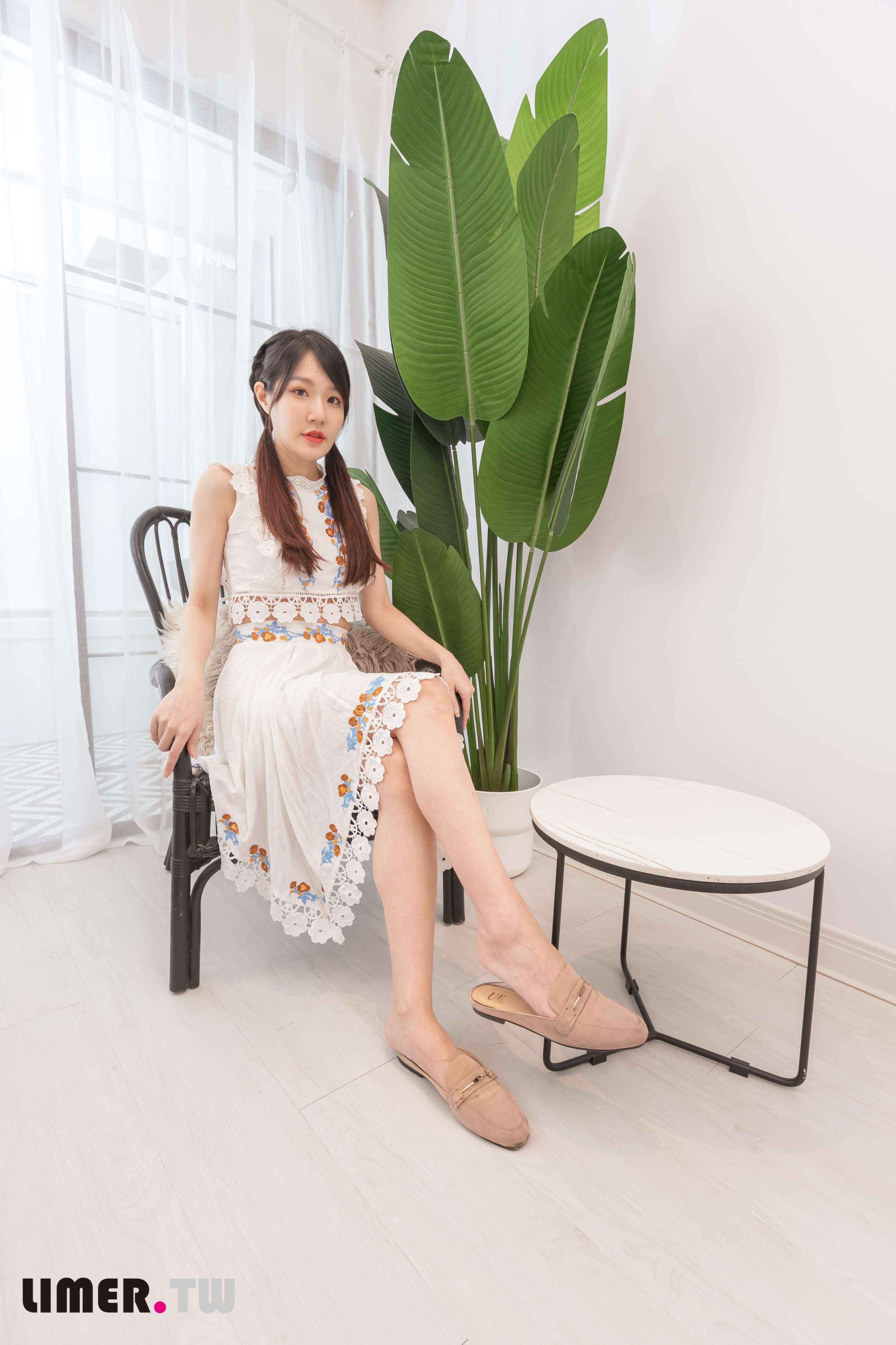 《[寄卖]素人apple 全站首本穆勒鞋写真》作品图