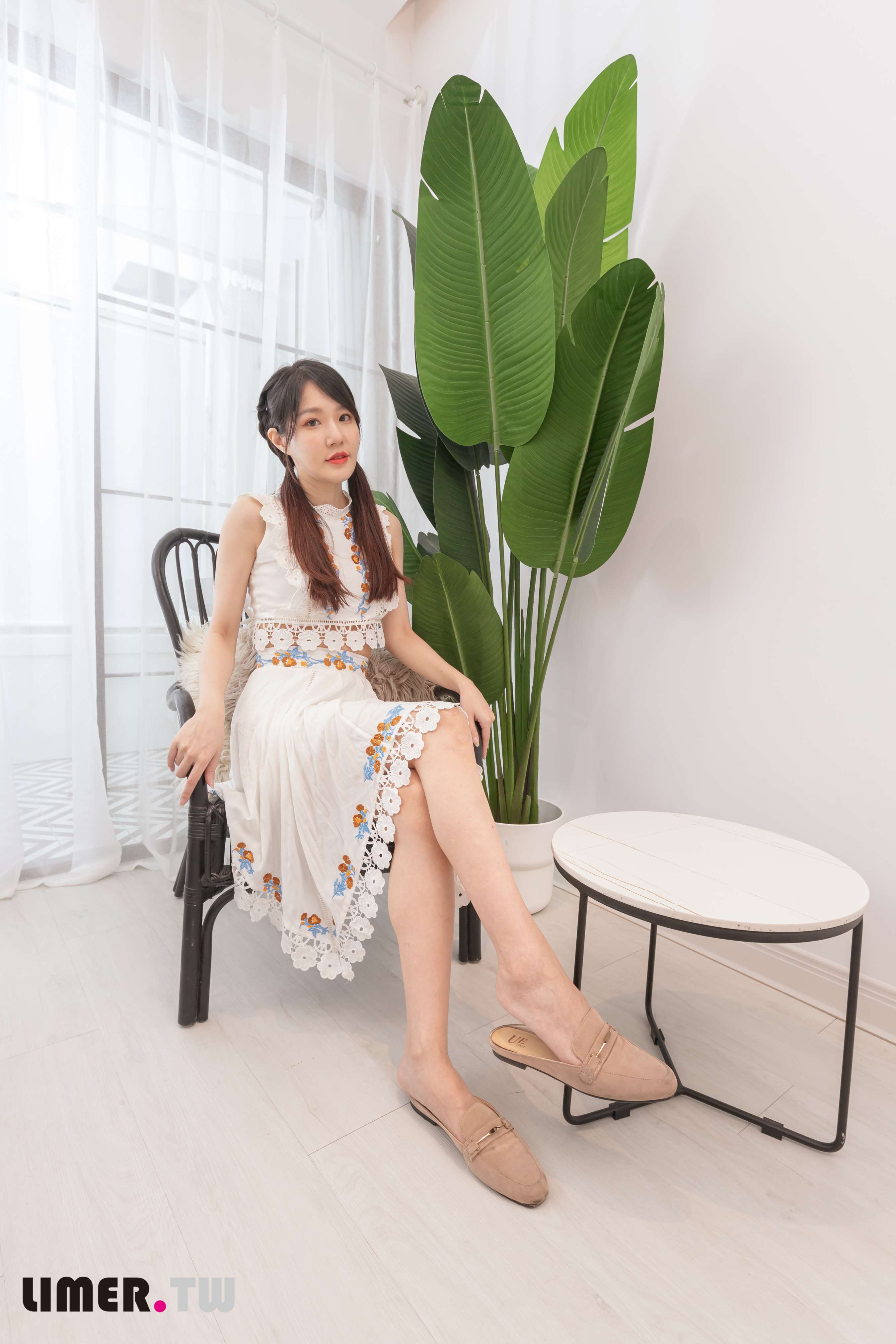 《[寄卖]素人apple 全站首本穆勒鞋写真》作品图