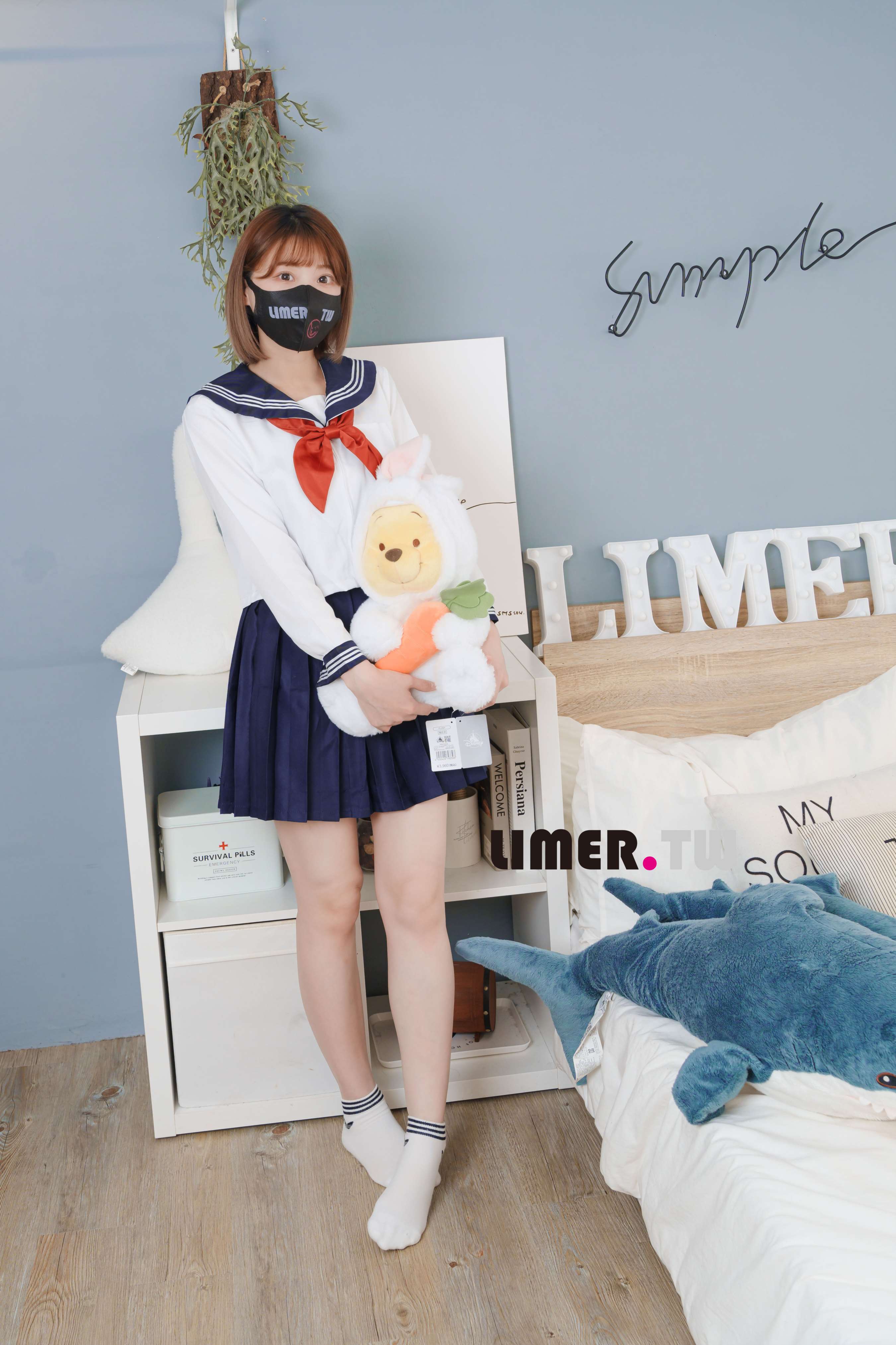 《[寄卖]素人 Mia 水汪汪大眼 JK制服白皙 裸足》作品图