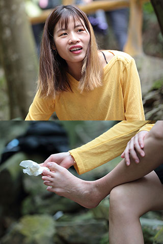 年轻活力的大学生，脚型纤薄修长