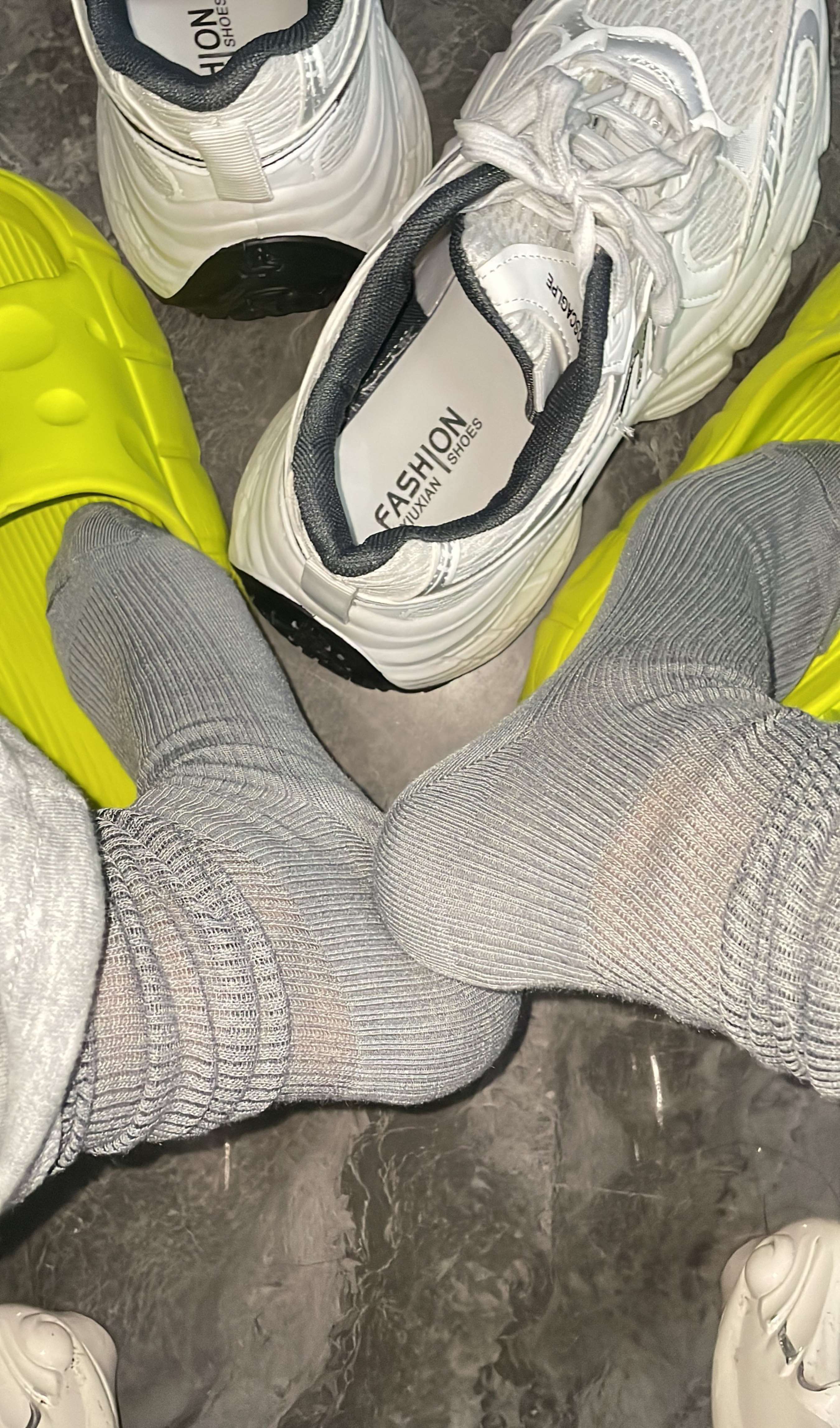 《小姐姐棉袜多套合集》作品图