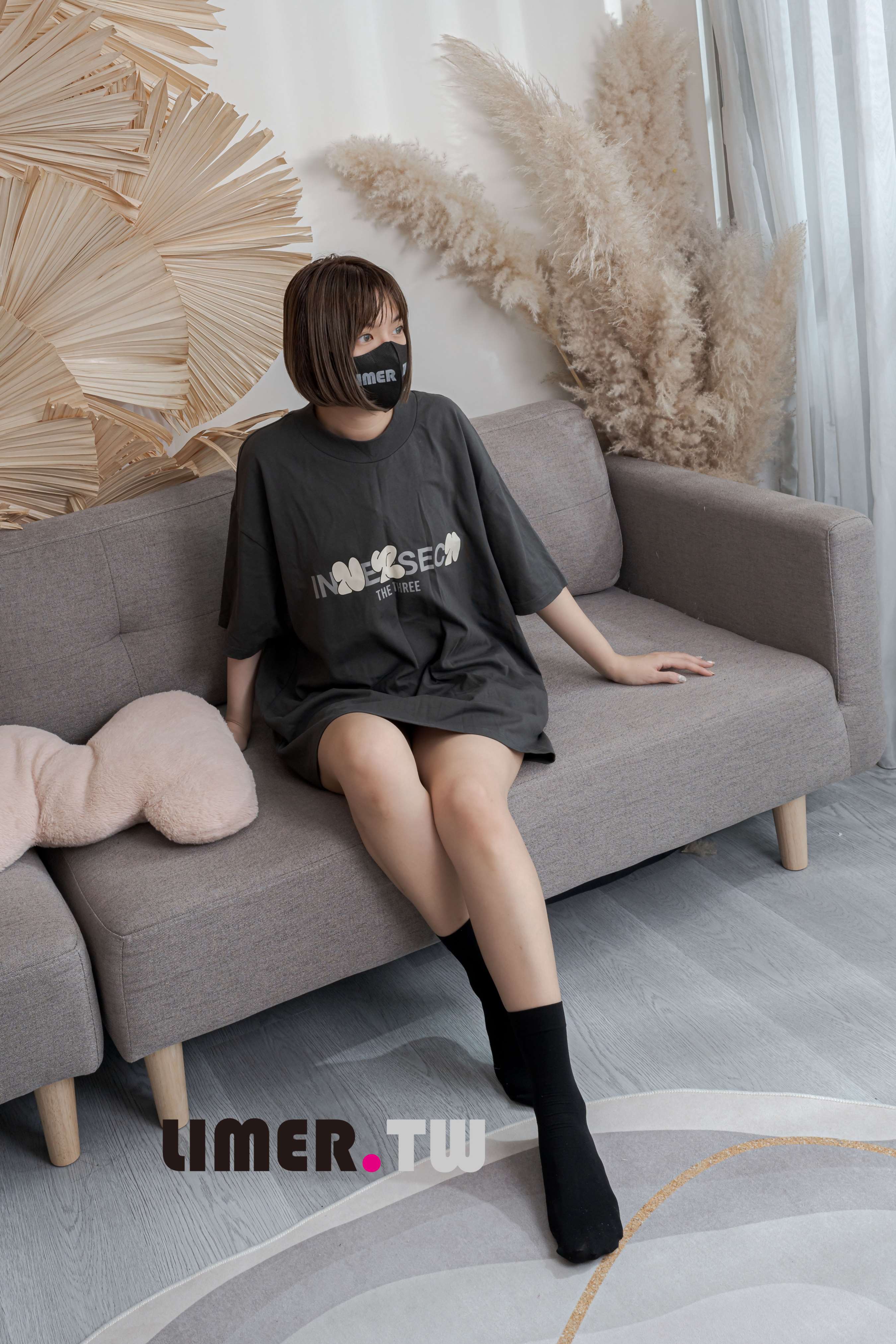 《[寄卖]Annie 刚认识就被拐回工作室拘束彻底》作品图