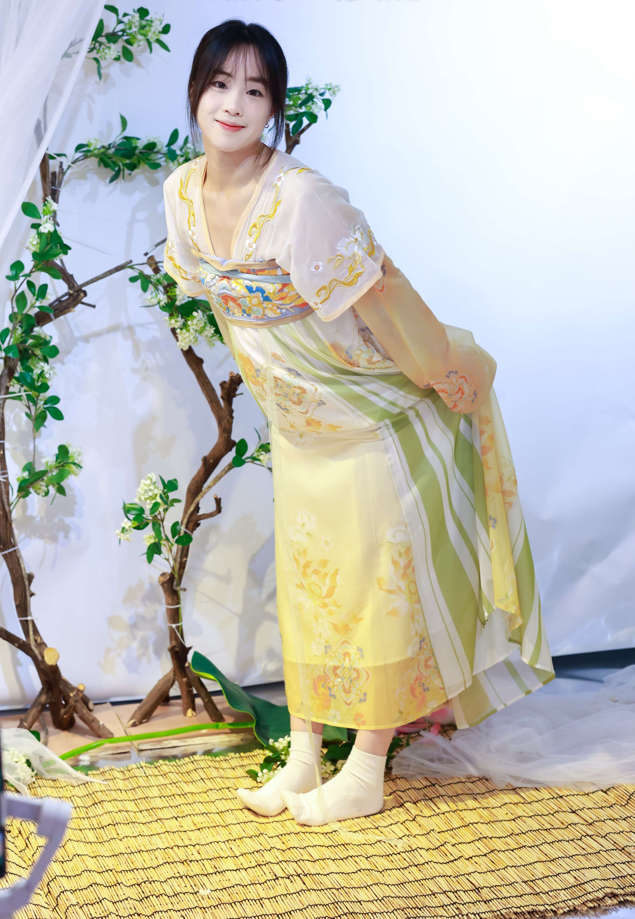 《Aubrey 古装の嫩足》作品图