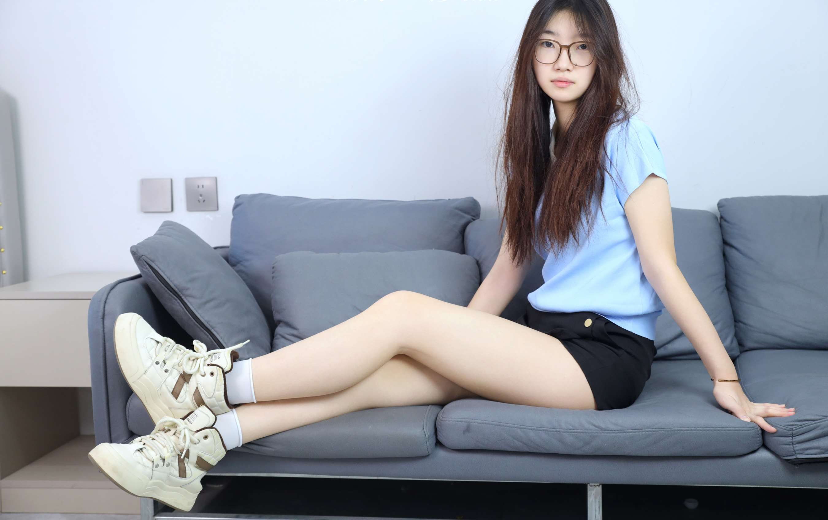 《阿悦-棉袜の嫩足》作品图