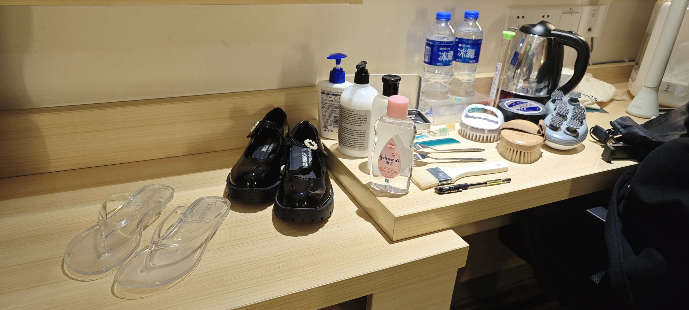 《[寄卖]莲妹-超嫩脚丫+腋窝-按摩器TK带9个视频》作品图