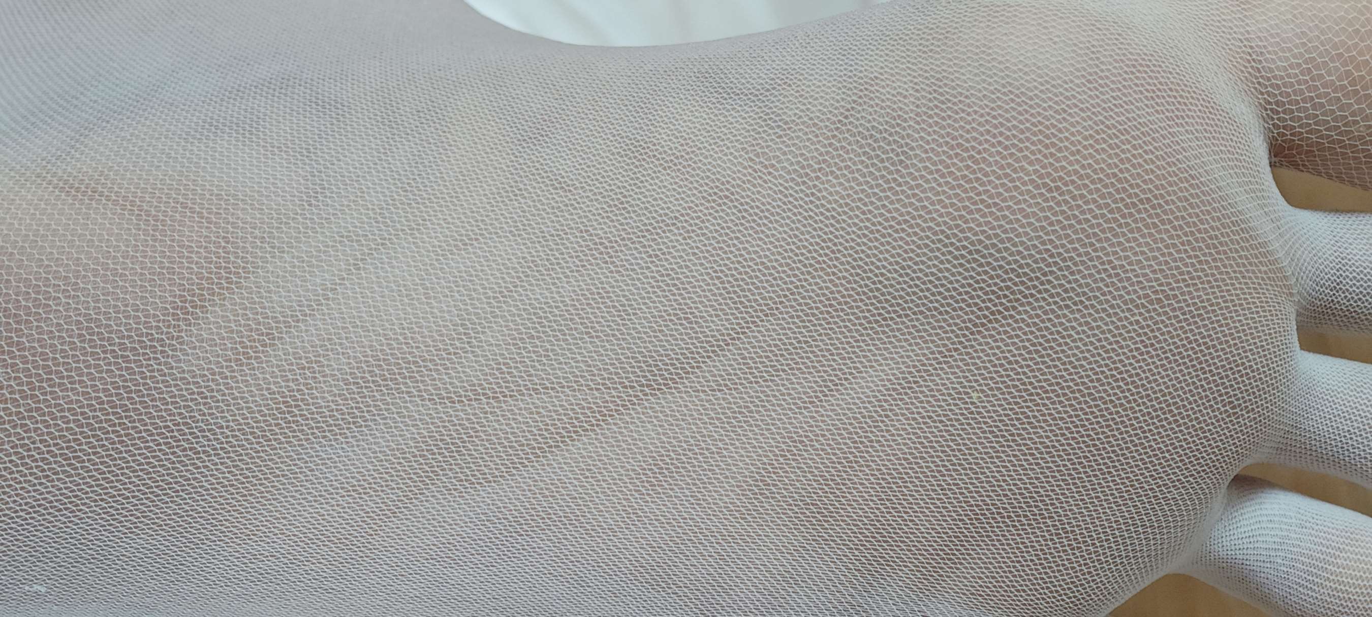 《[寄卖]莲妹 按摩器按摩搅动脚底肉 分趾白丝》作品图