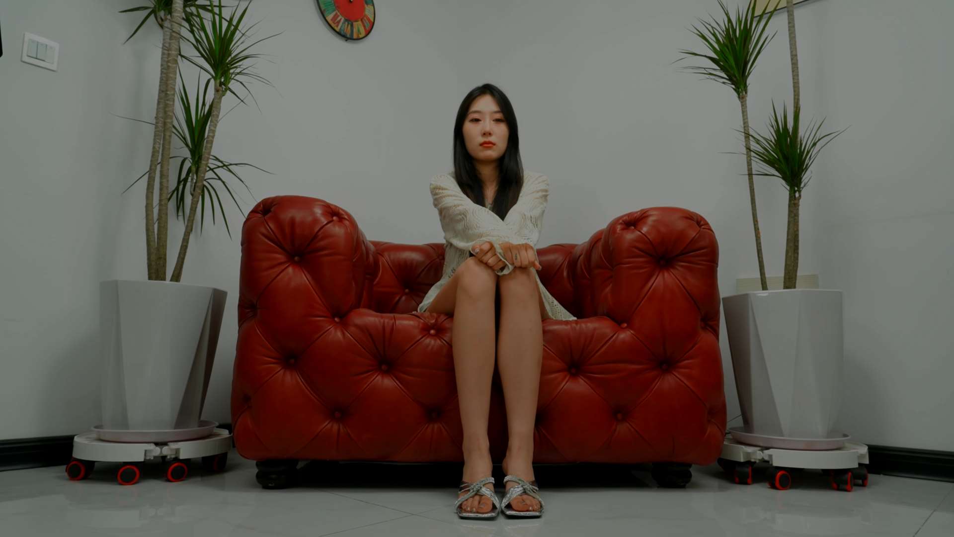 《[寄卖视频]A&F July脱凉高跟展嫩足》作品图