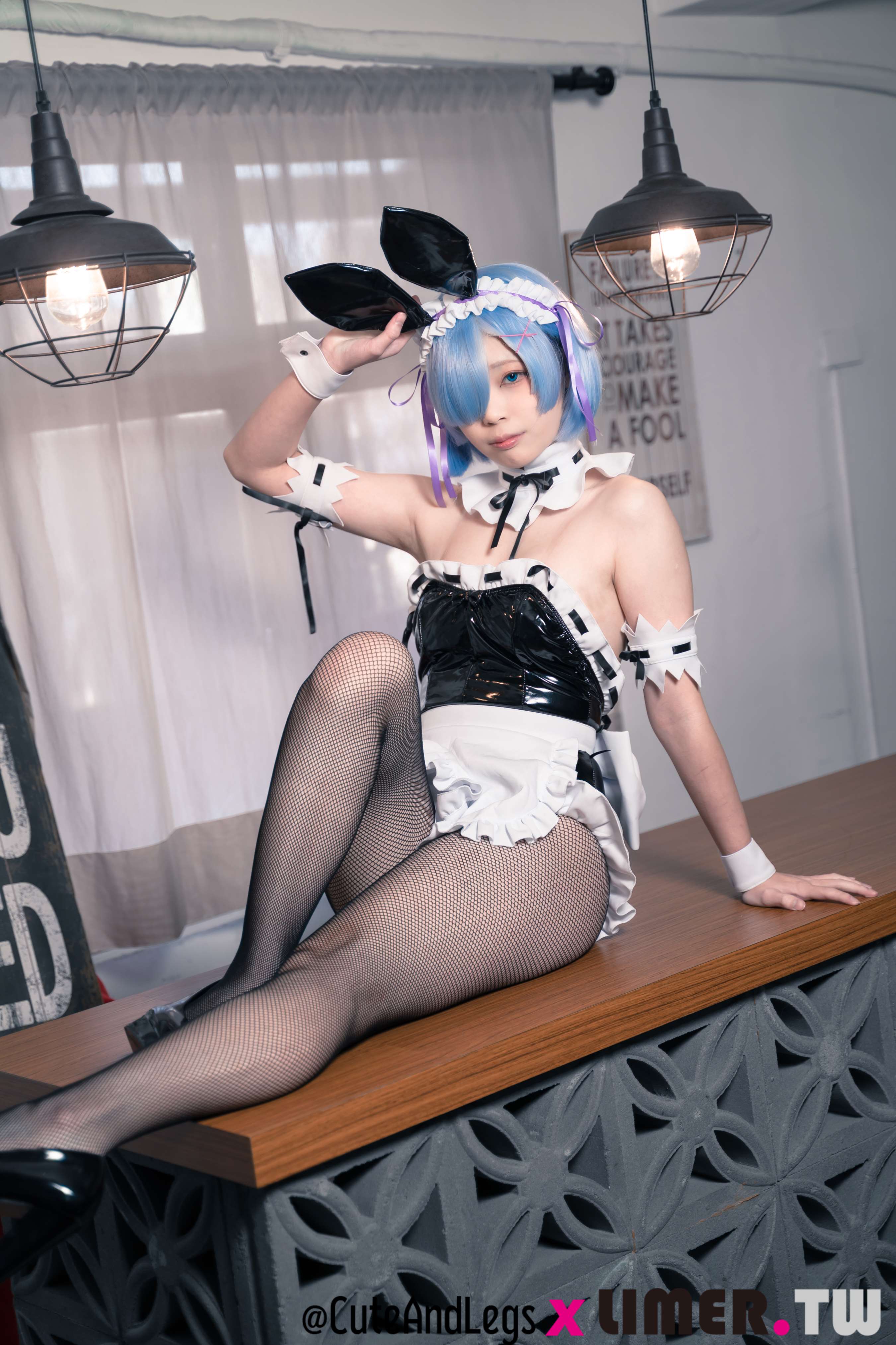 《[寄卖]可爱的之之换上了兔女郎的装扮，你还能禁得住诱惑吗？雷姆》作品图