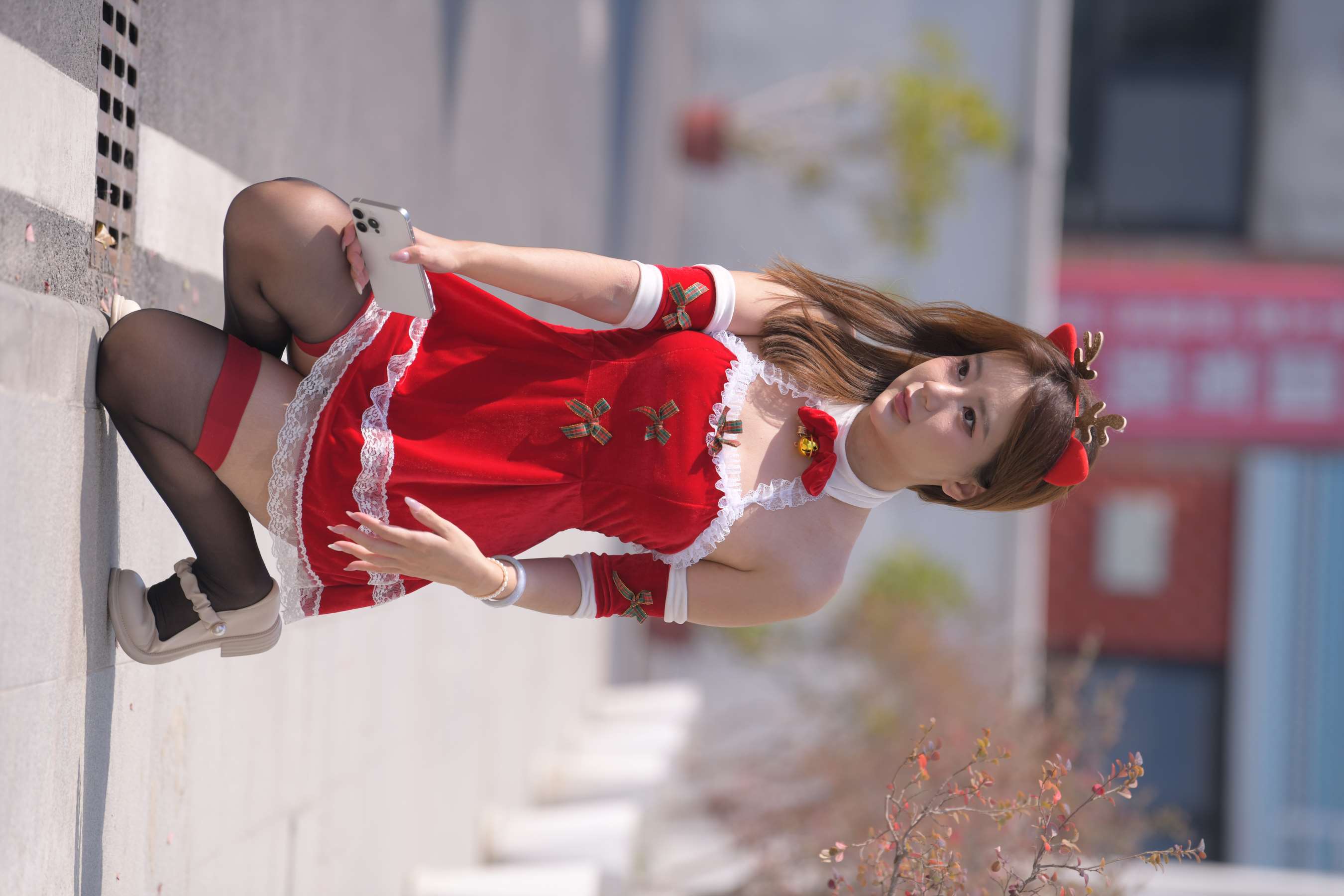 《圣诞美眉-黑丝足》作品图