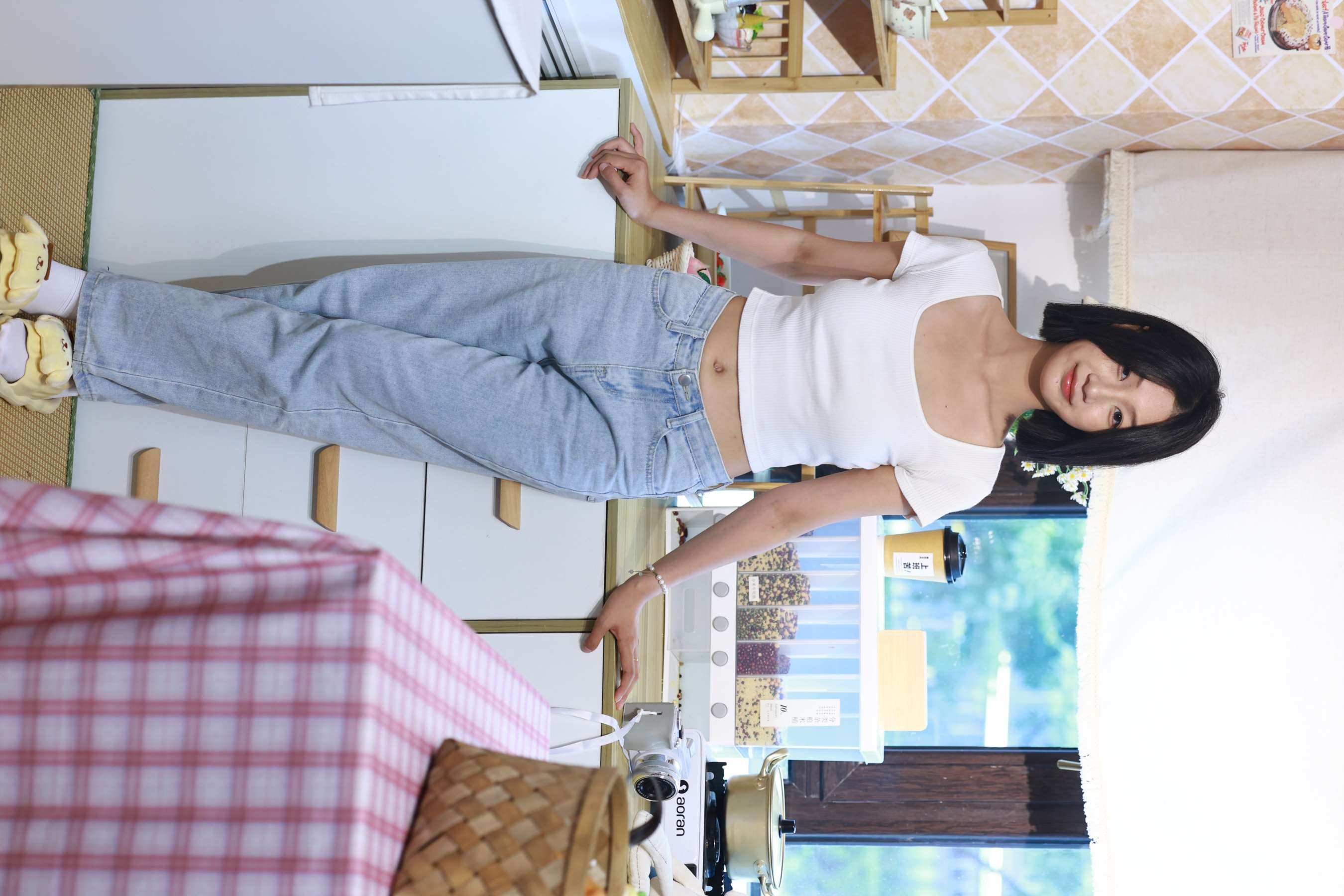 《Light-厨房の棉袜足》作品图