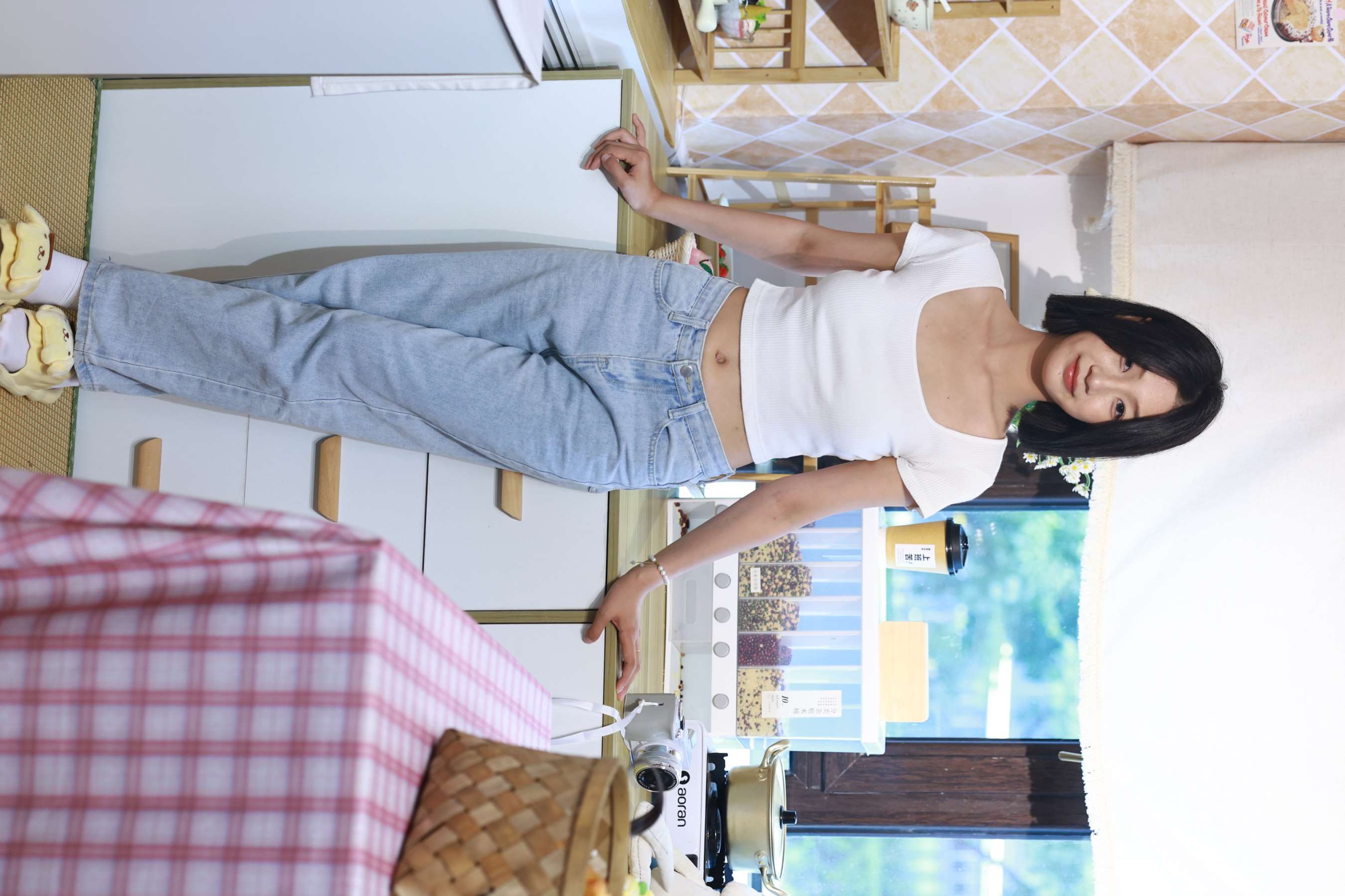 《Light-厨房の棉袜足》作品图