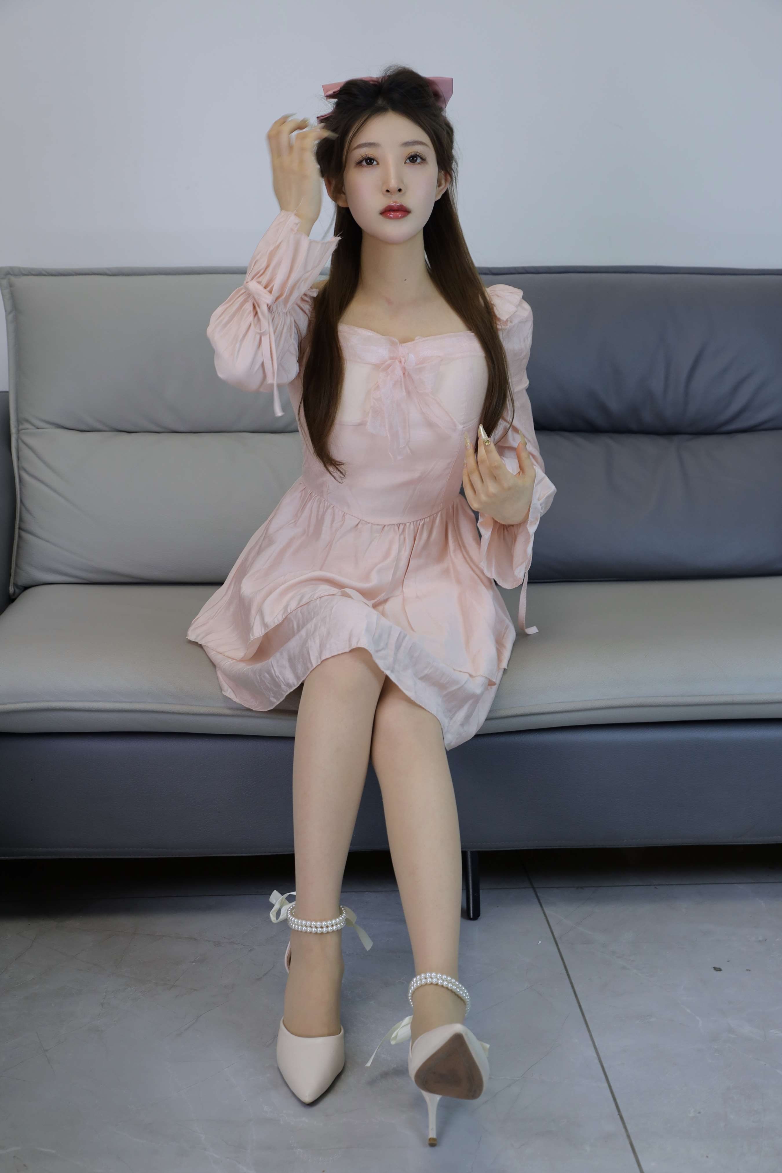 《婷婷 高跟の丝足》作品图