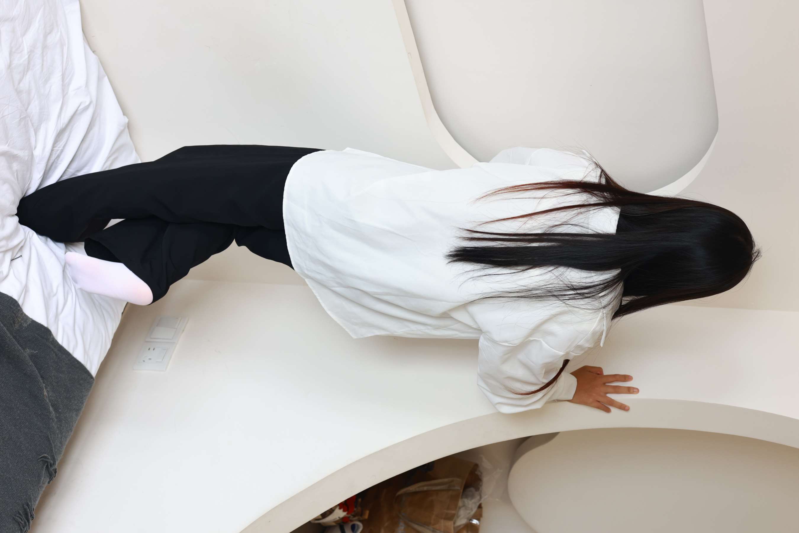 《团子 白棉袜足》作品图