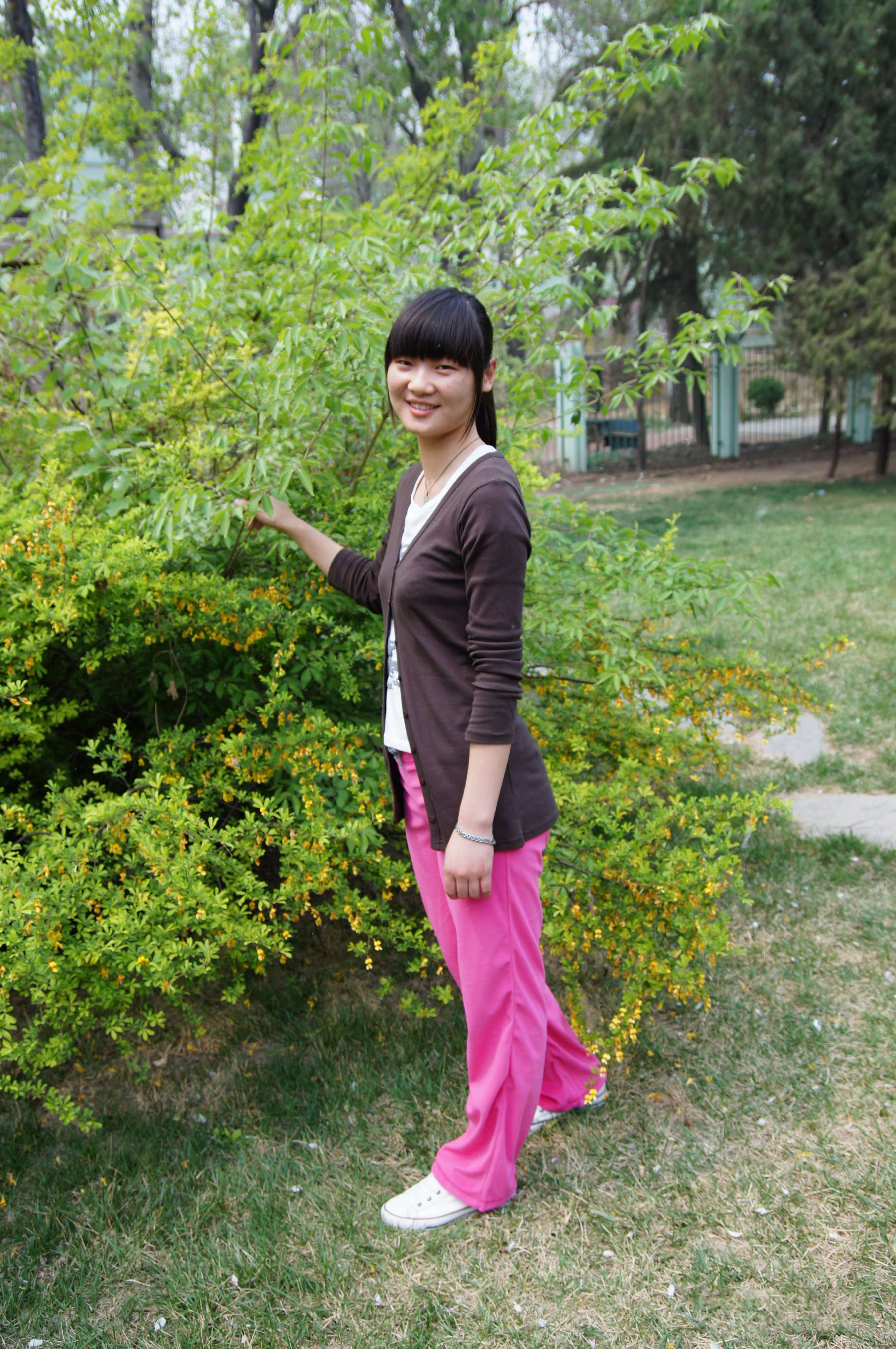 《酒店前台的大高个小溪丝足》作品图